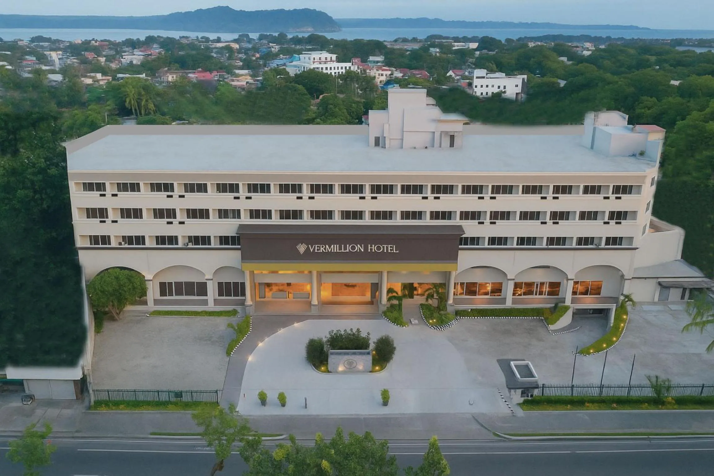 Property building in Vermillion Hotel