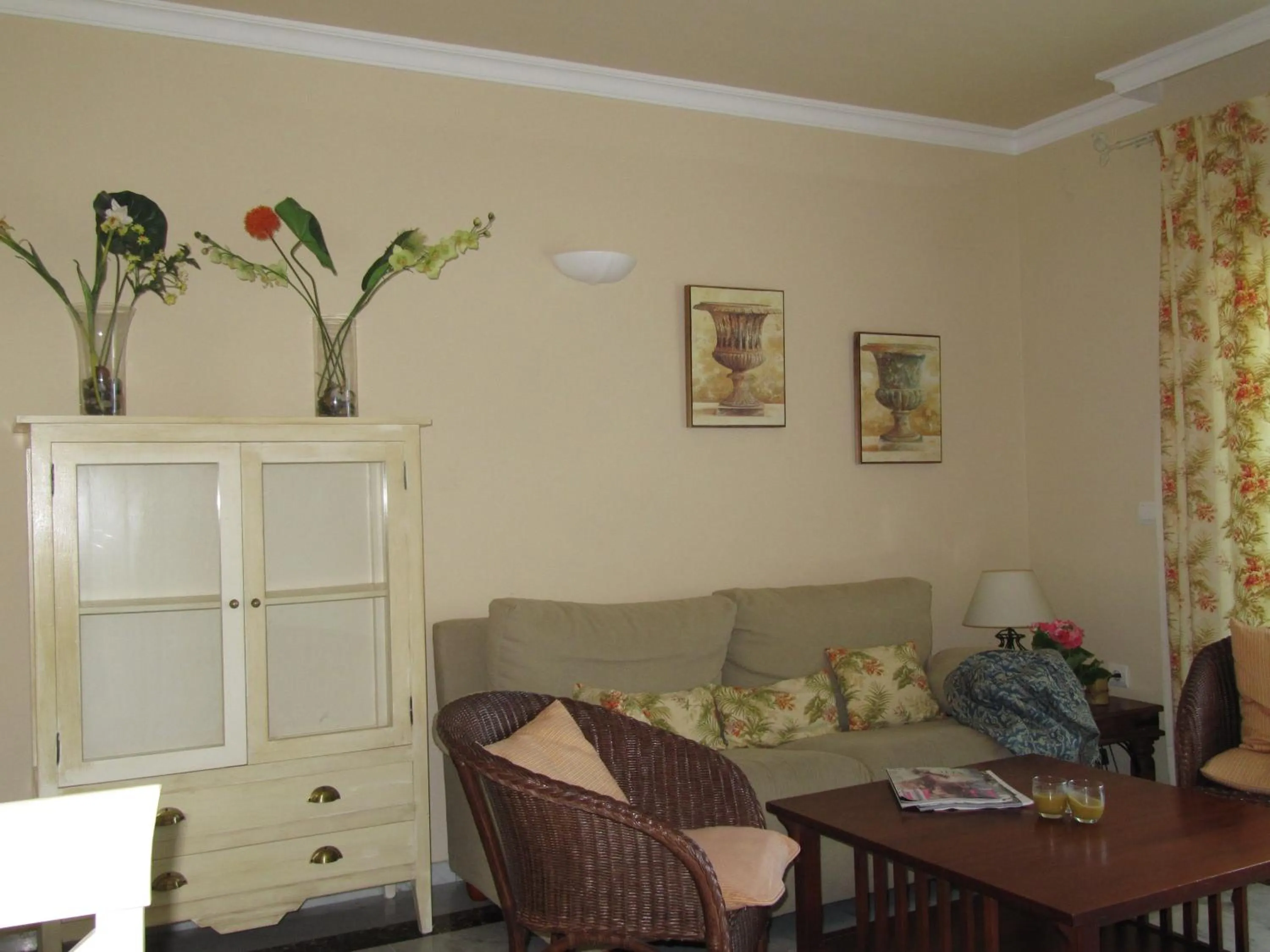 Seating area in Life Apartments Costa Ballena