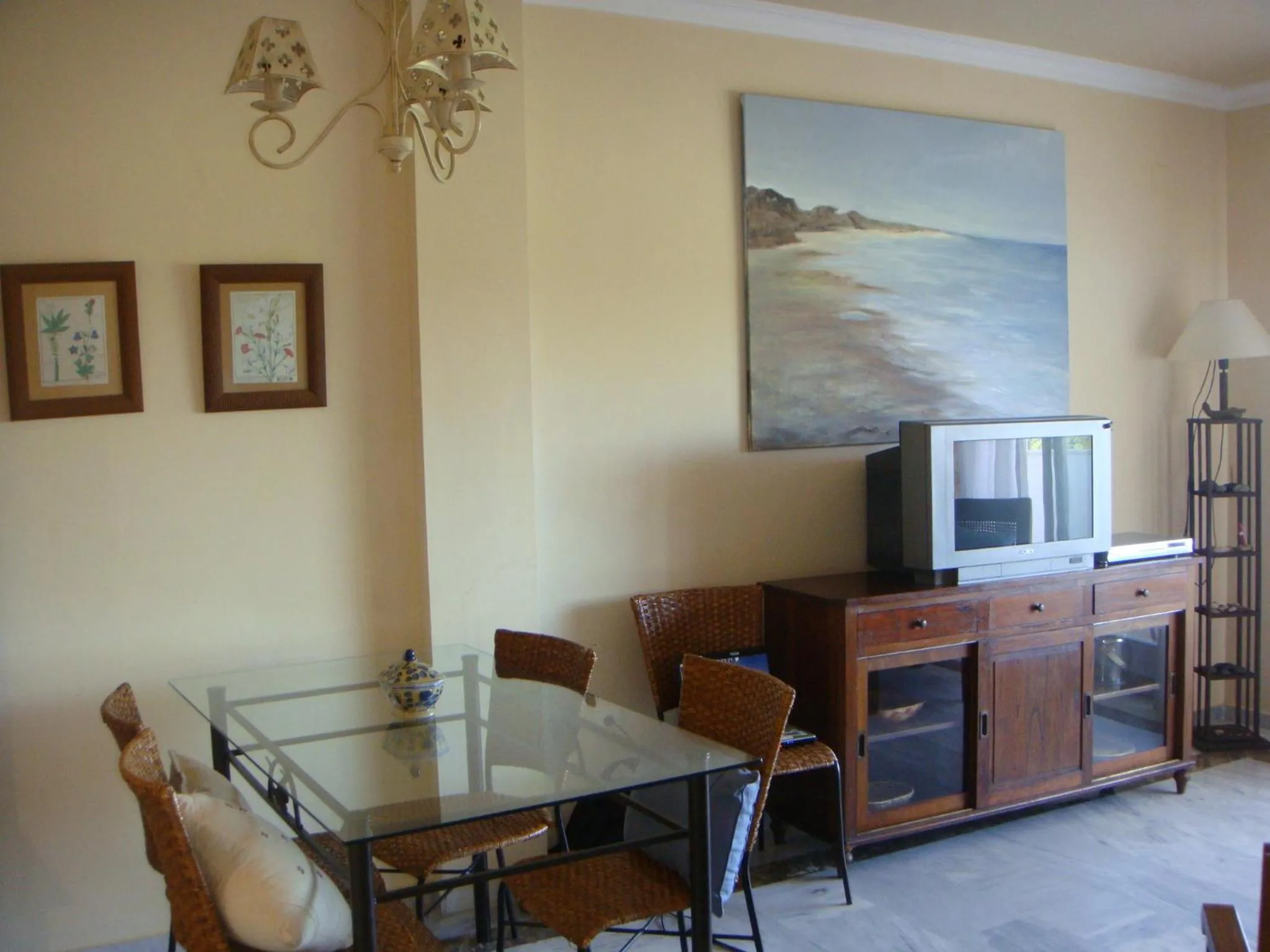 Seating area in Life Apartments Costa Ballena