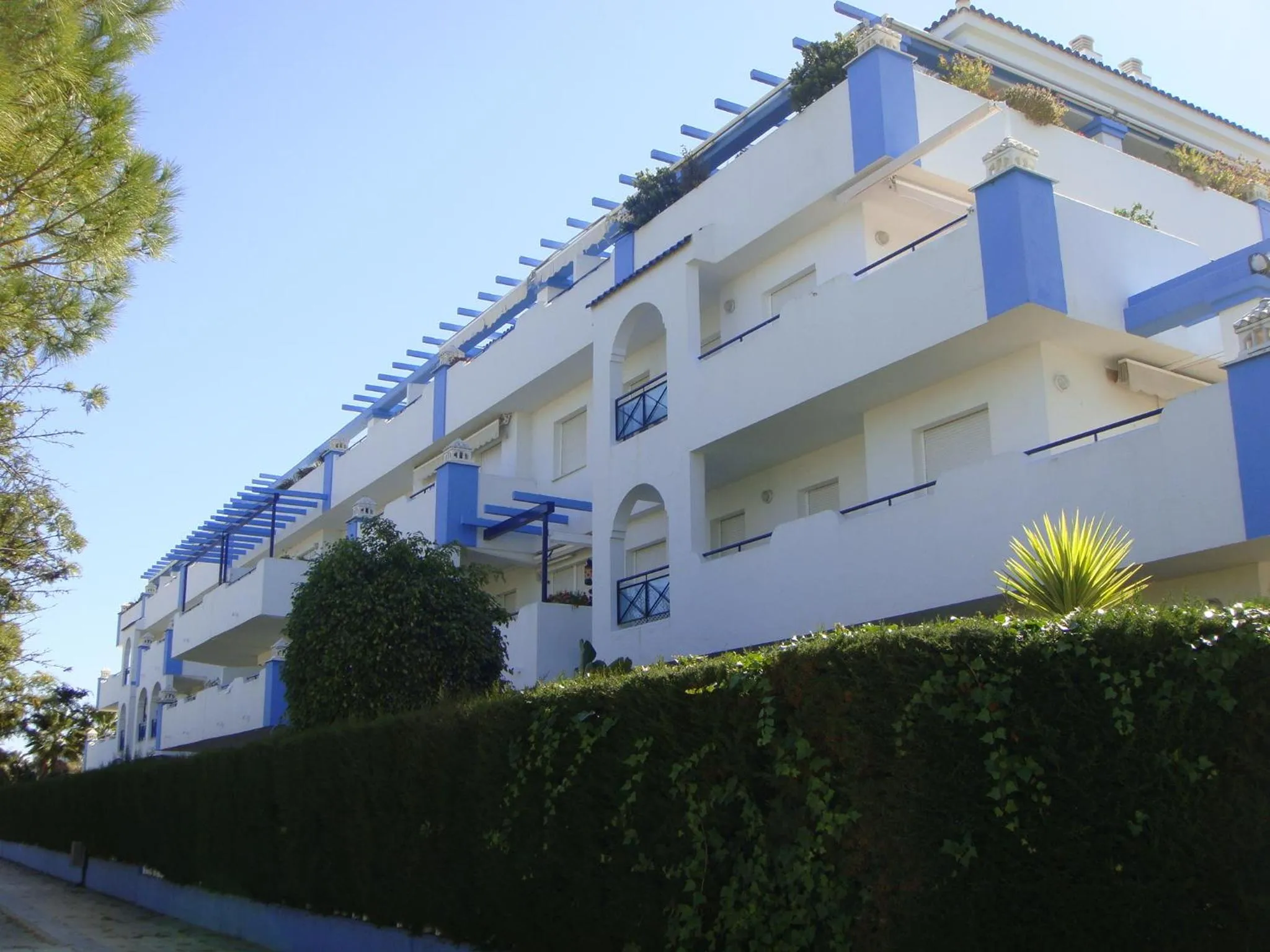 Facade/entrance in Life Apartments Costa Ballena