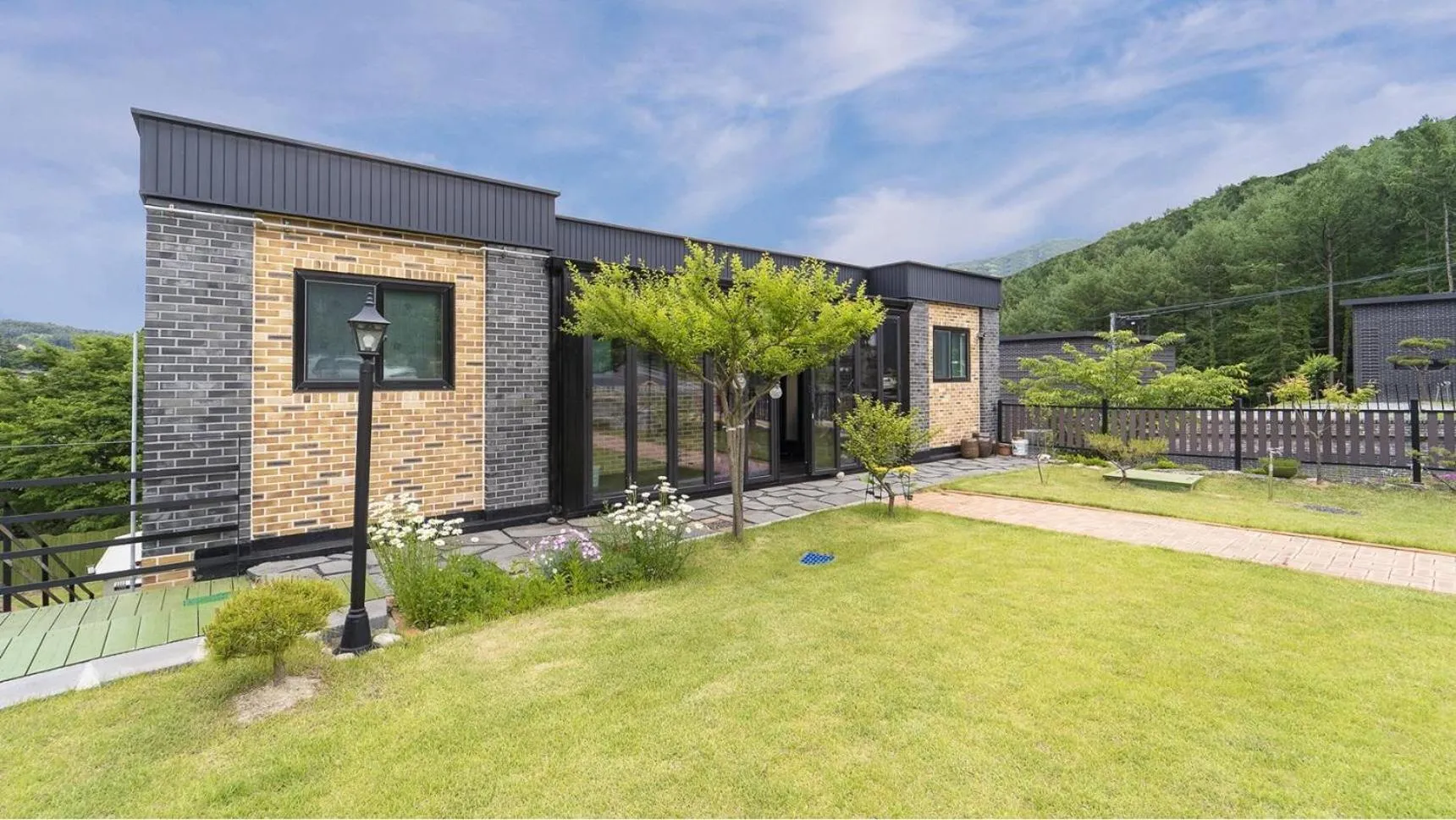 Property building in Gapyeong Mois