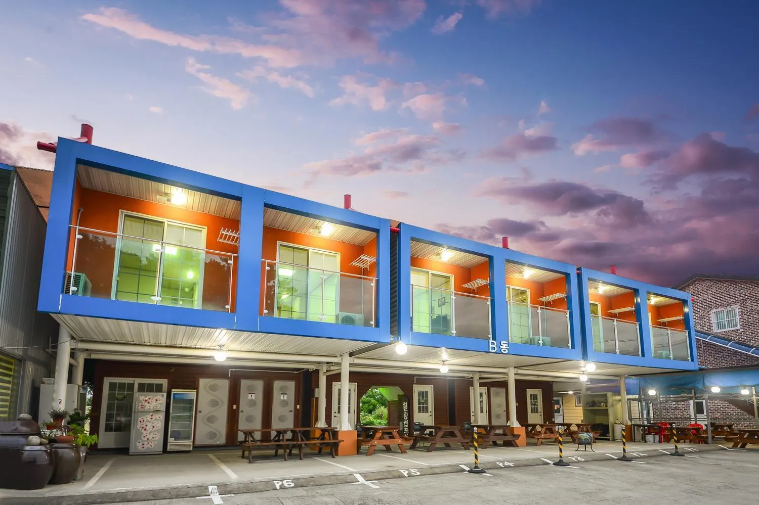 Property building in Samcheok Healingcamp Pension