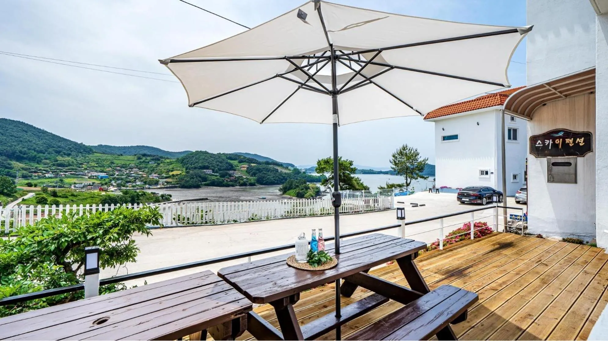 Property building in Yeosu Sky Pension