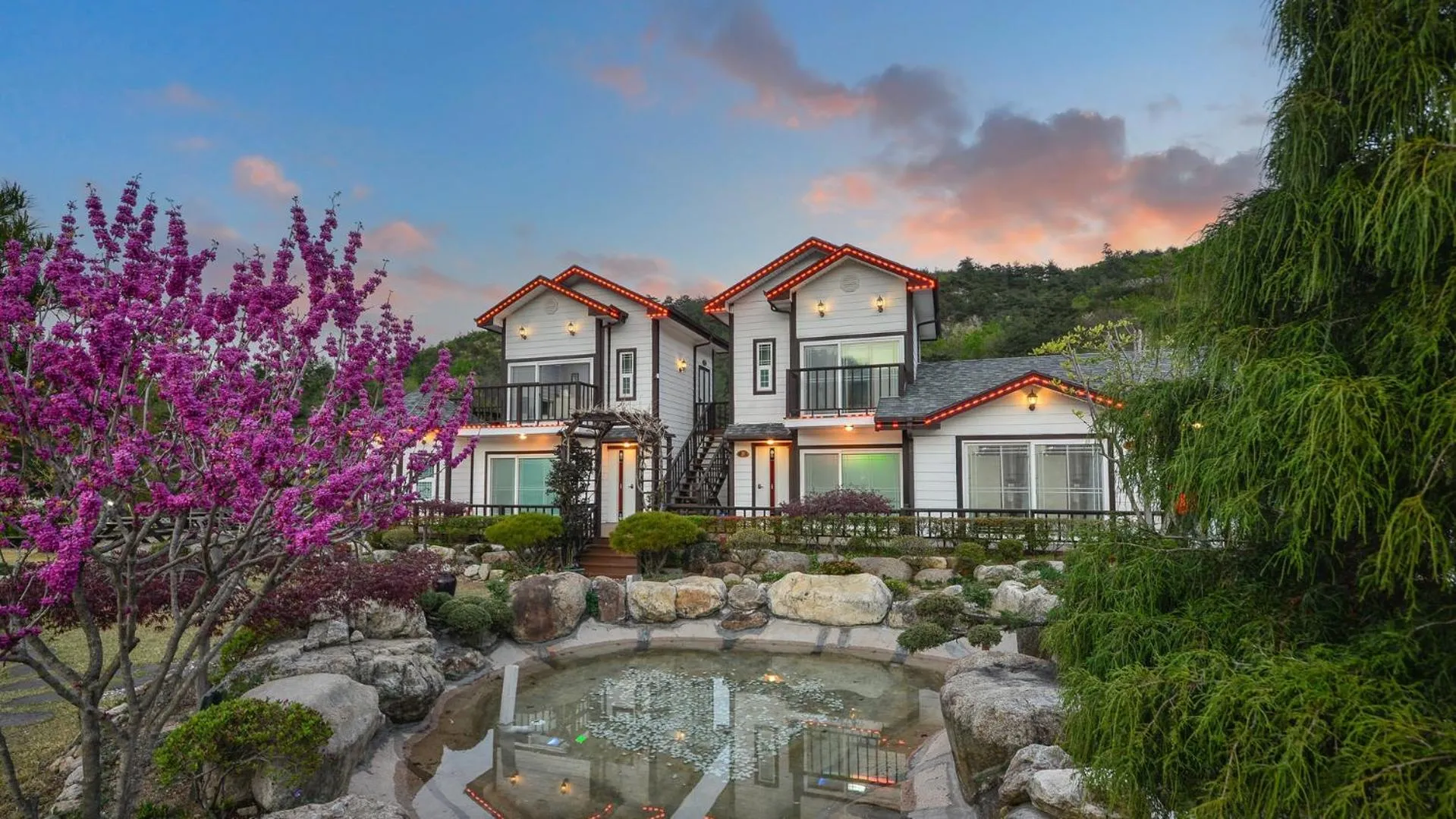 Property building in Samcheok Herb Pension