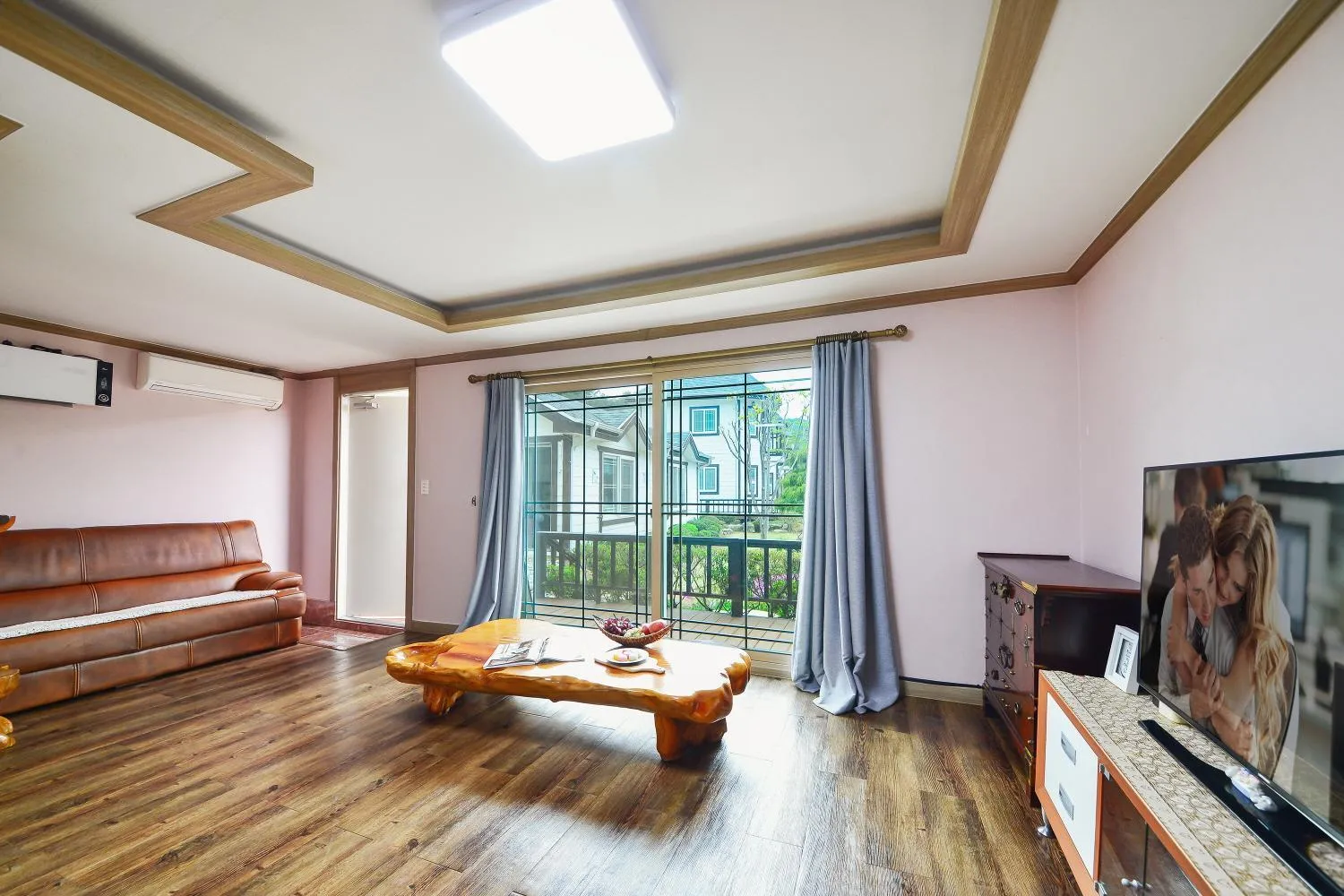 Property building in Samcheok Herb Pension