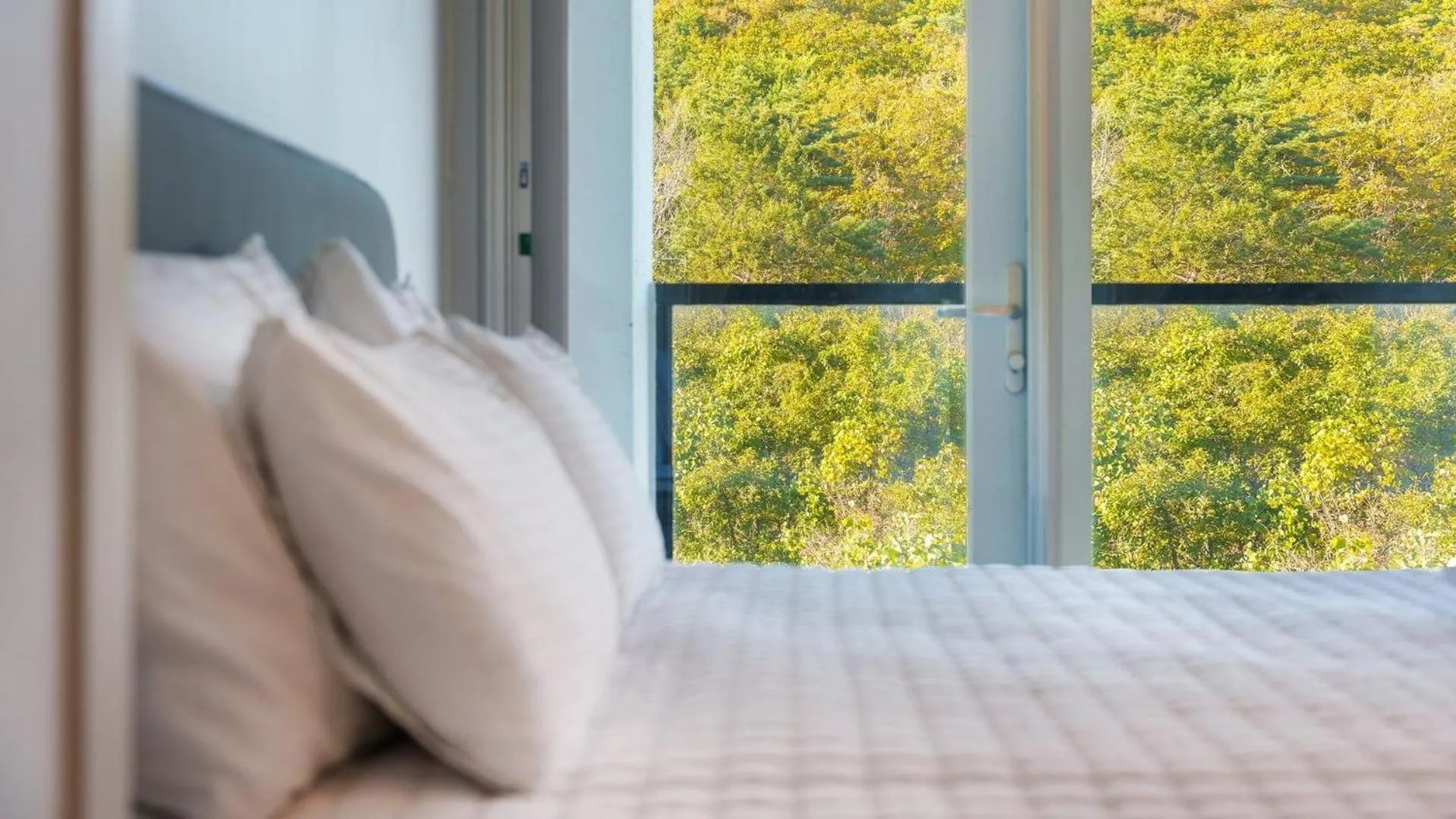 Property building, Bed in GYEONGJU LINEVIEW POOLVILLA