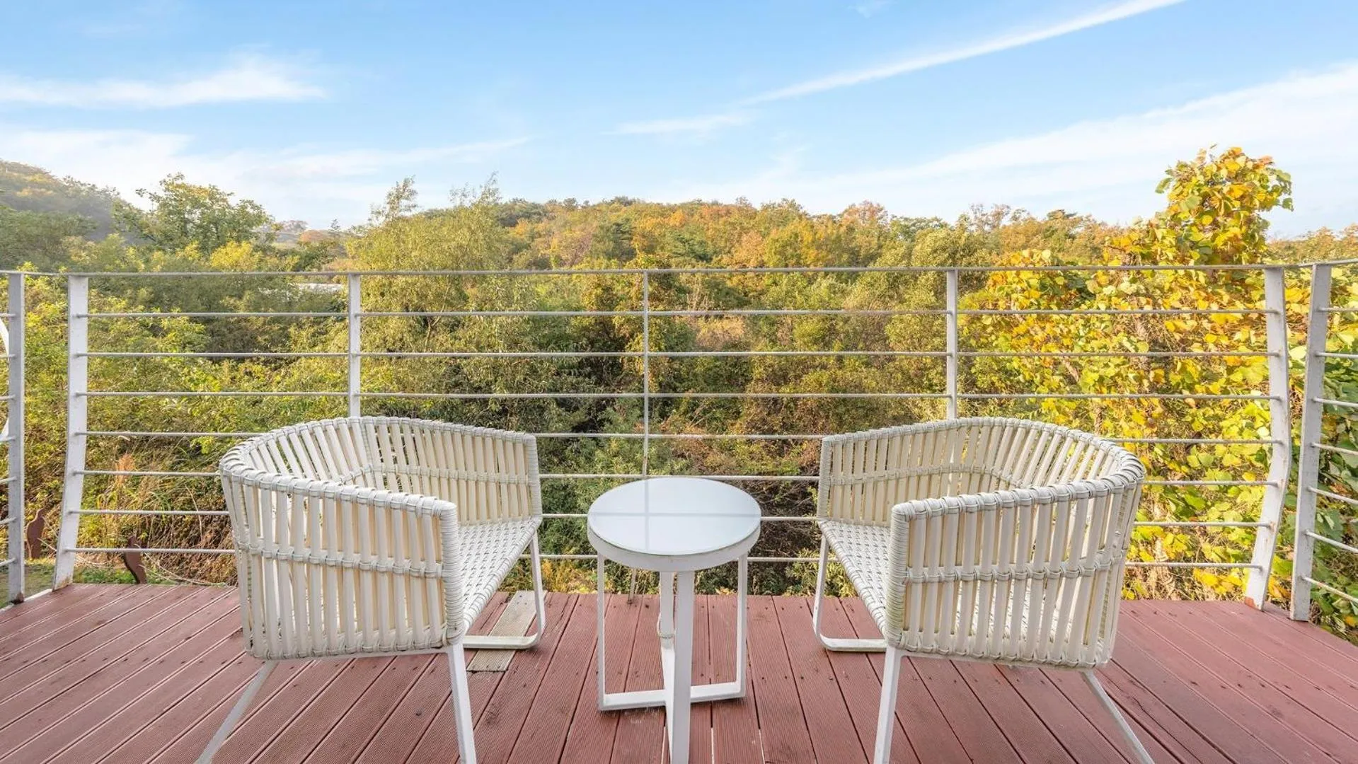 Property building in GYEONGJU LINEVIEW POOLVILLA