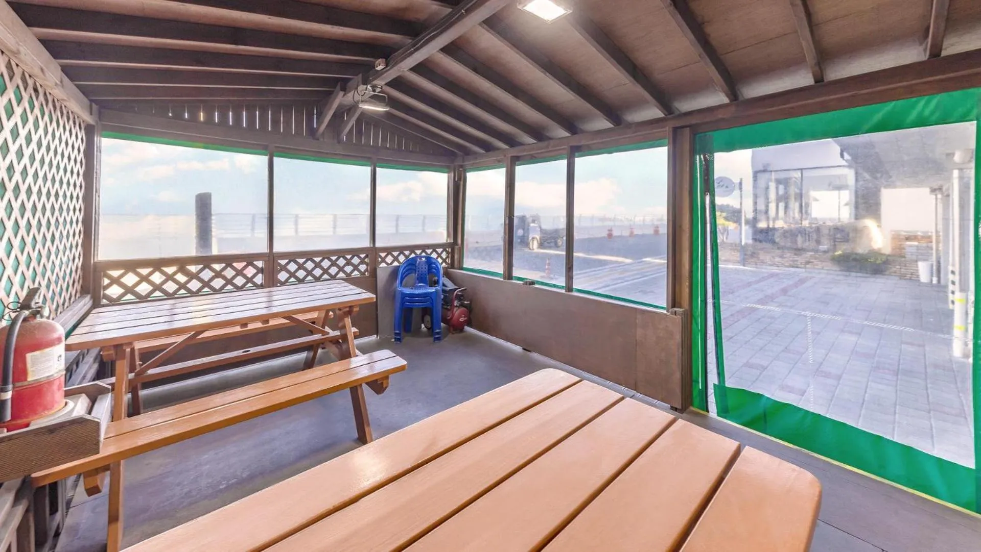 Property building in Sokcho Bird Island Pension