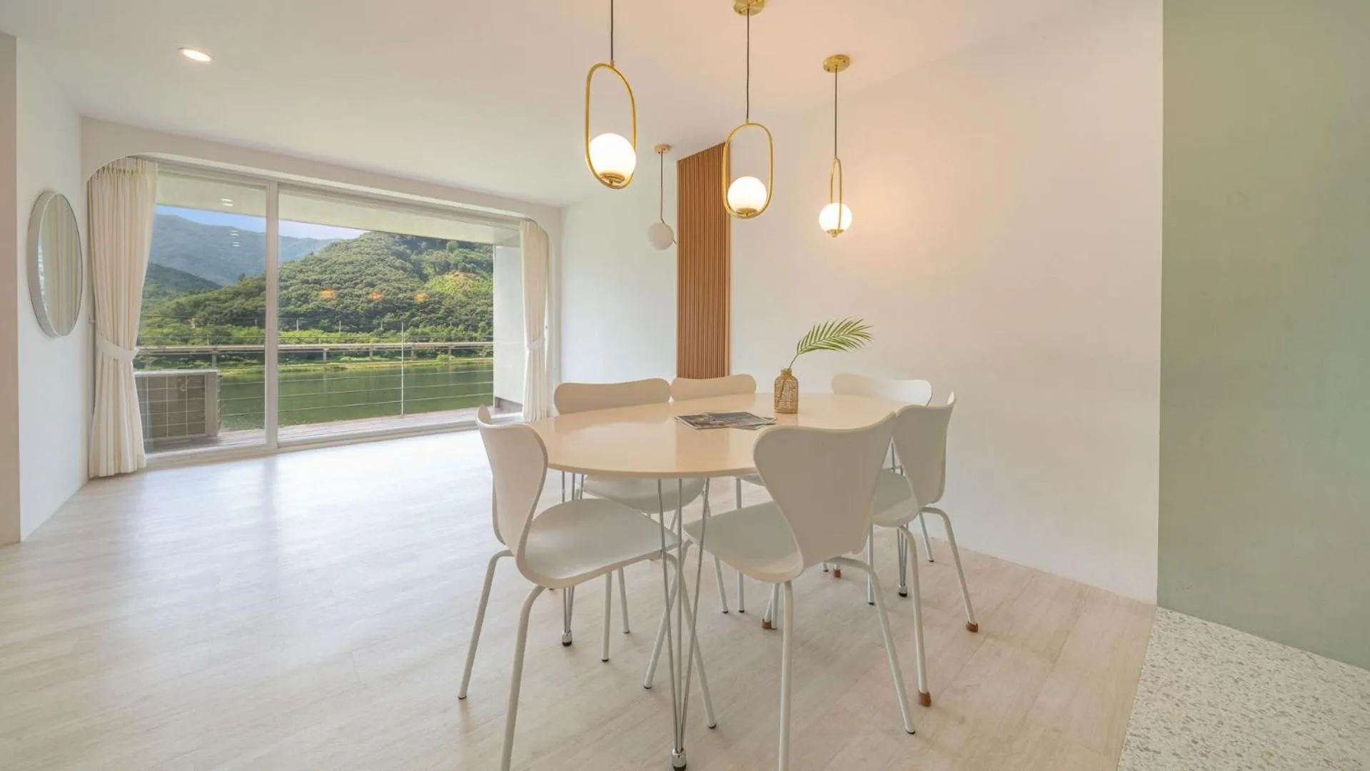 Property building in Gapyeong Rowa River view Pension