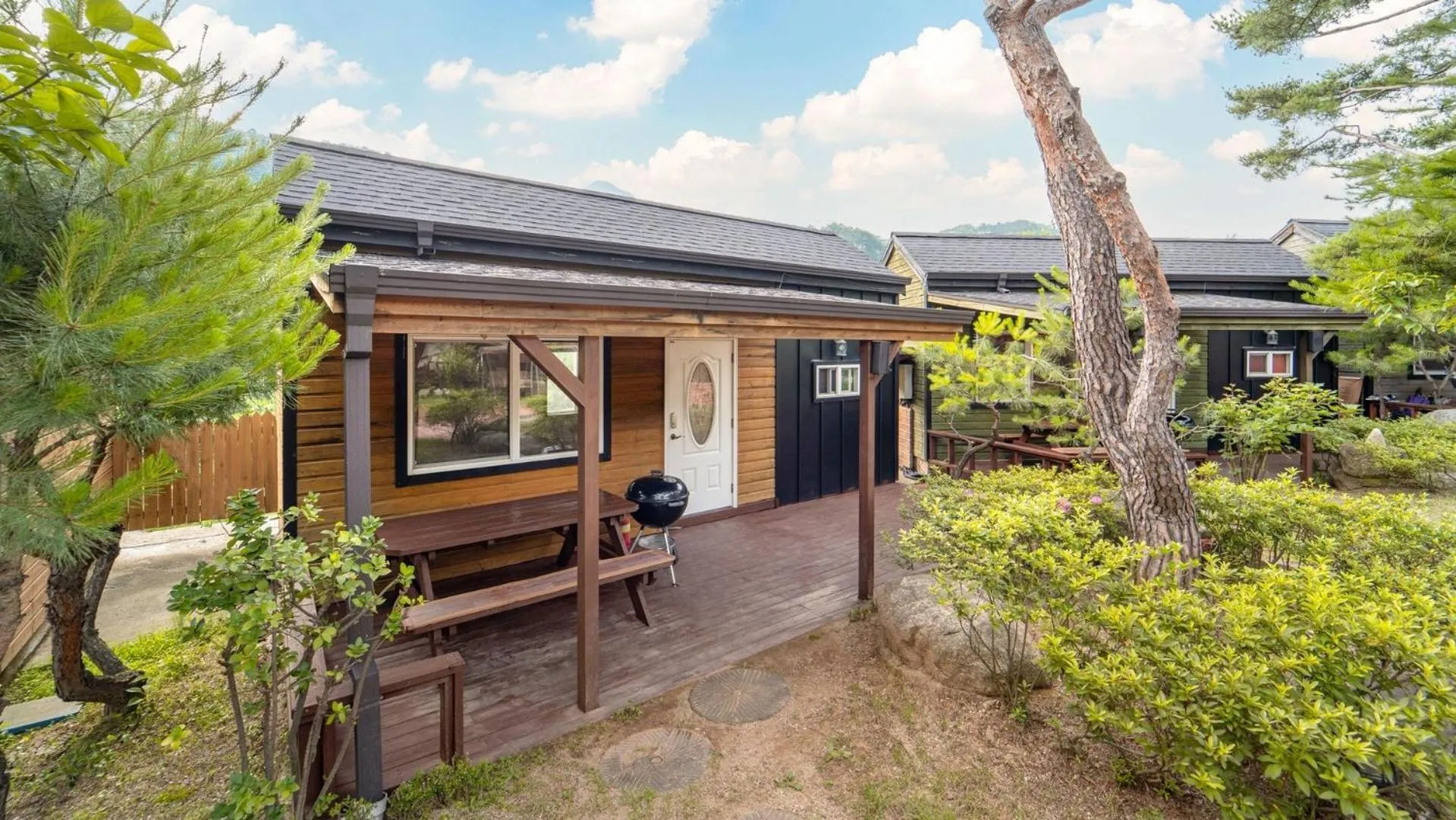 Property building in Gapyeong Daon Dokchae Pension