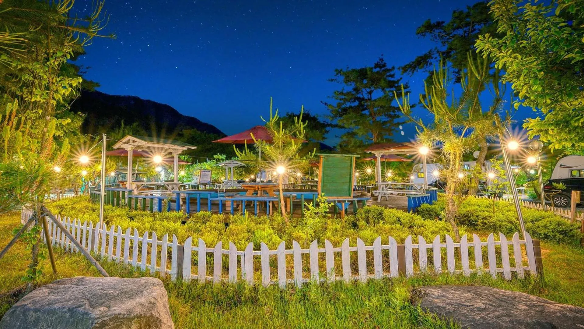 Property building in Gapeyong Donghwa Caravan