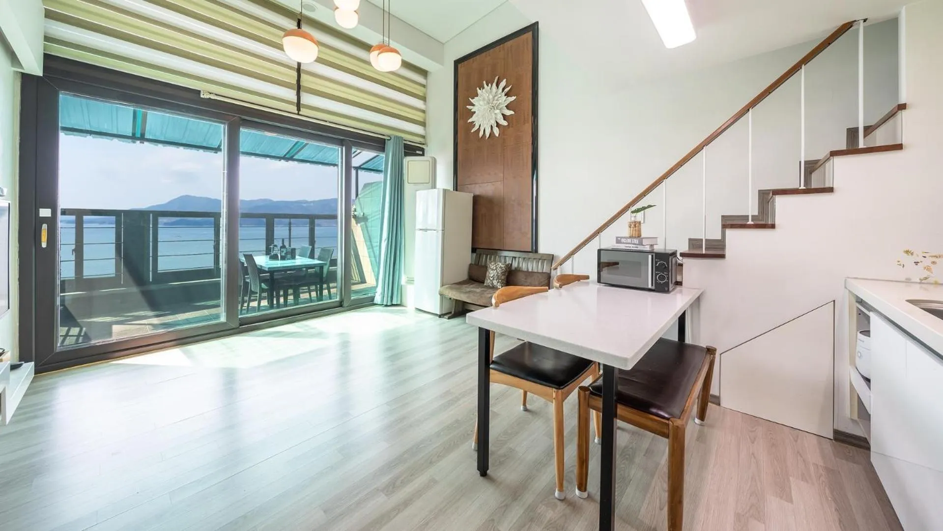 Property building in Sacheon Bichae Pension