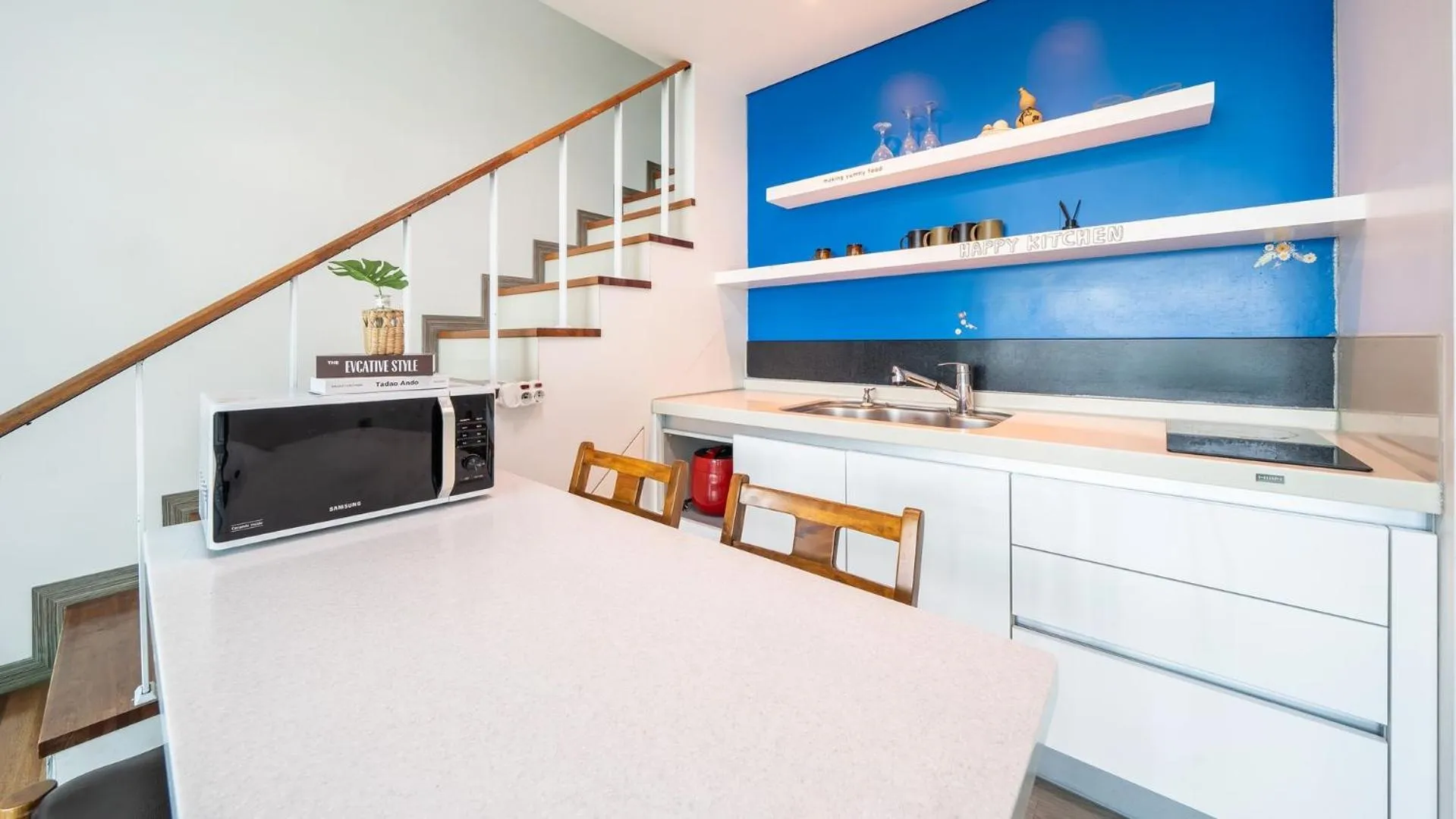 Property building in Sacheon Bichae Pension