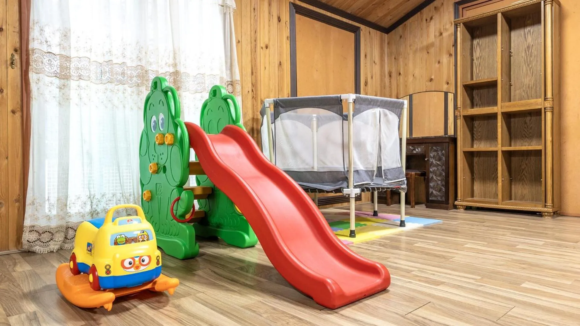 Property building in Gapyeong Wood Valley Kids Pension