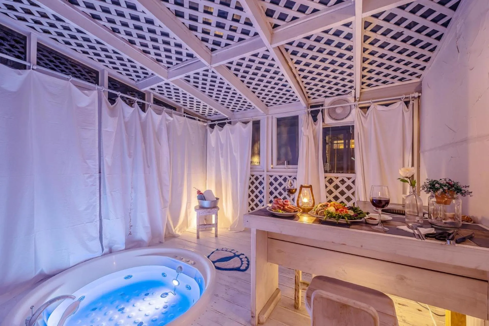 Property building in Ganghwa Vintage Box Pension