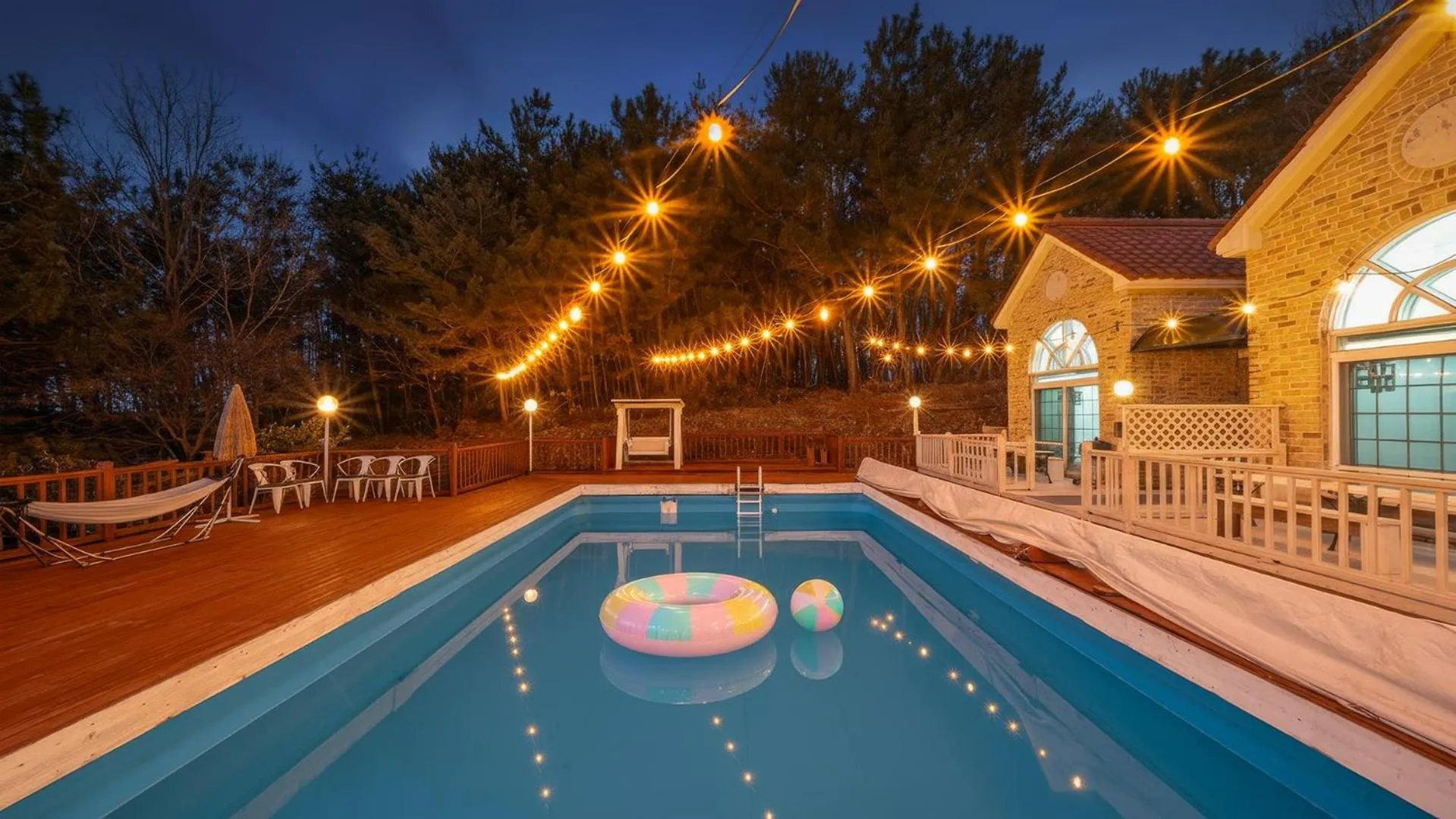 Property building in Taean Atirans Beach Pension