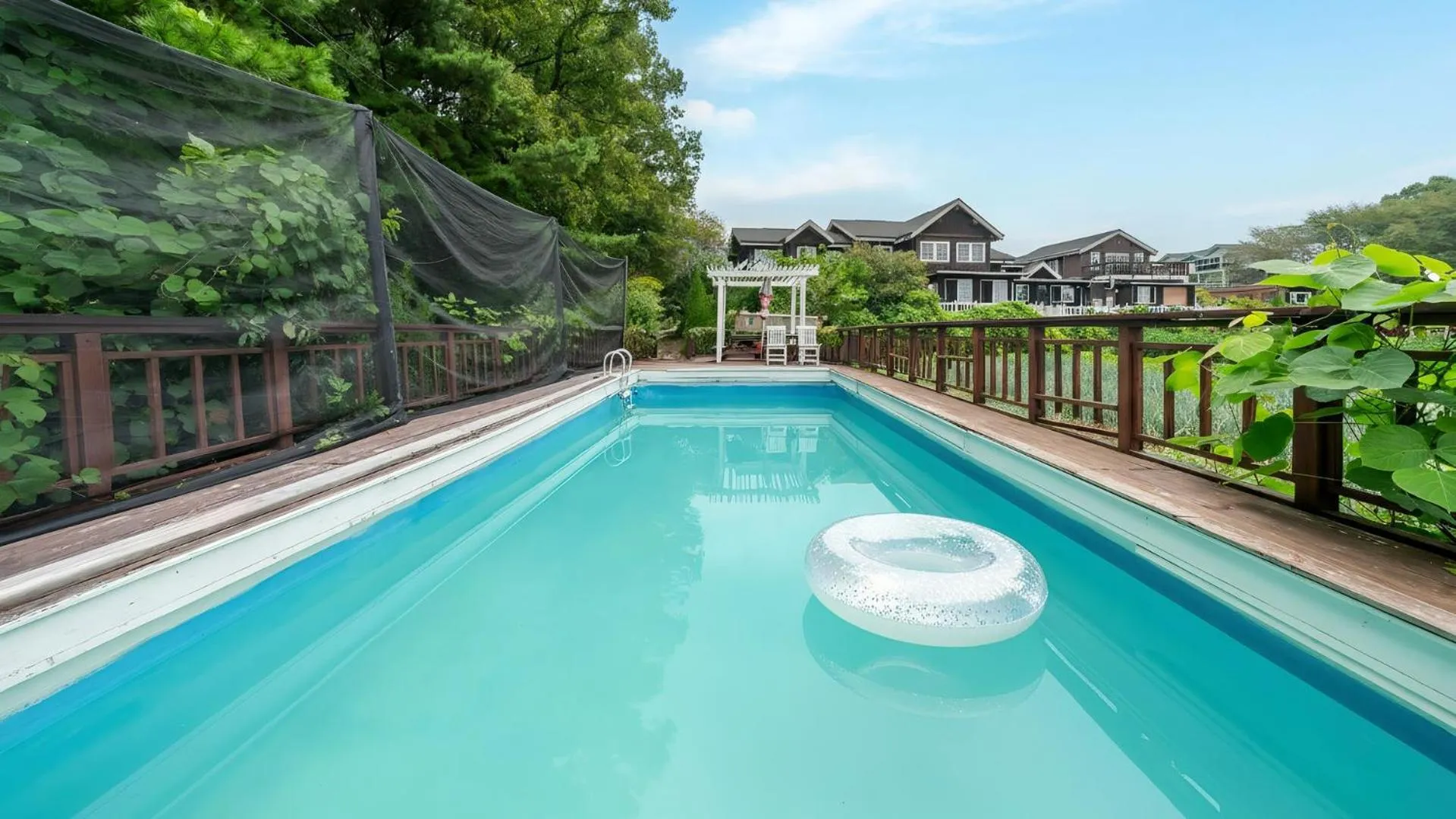 Property building in Ganghwa Izba Pension