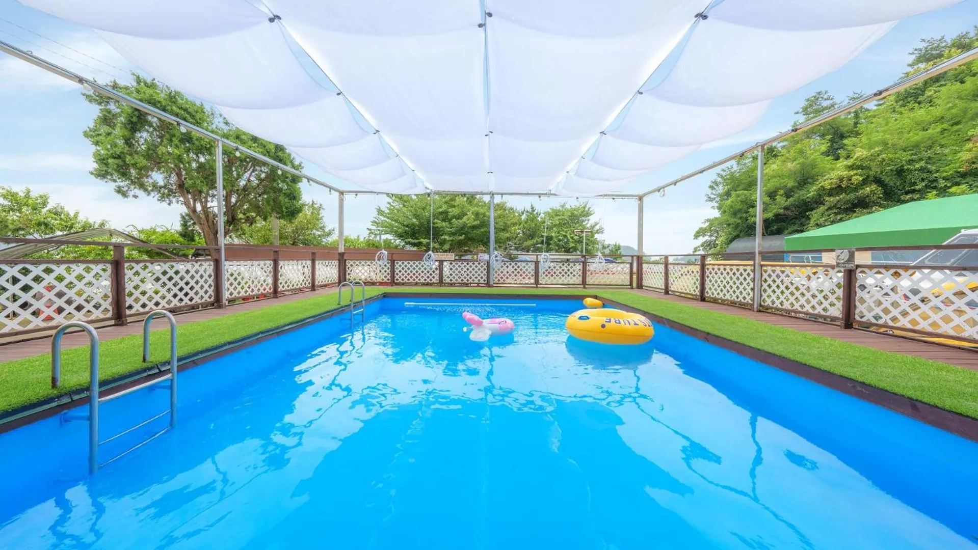 Property building in Daebudo green beach Pension