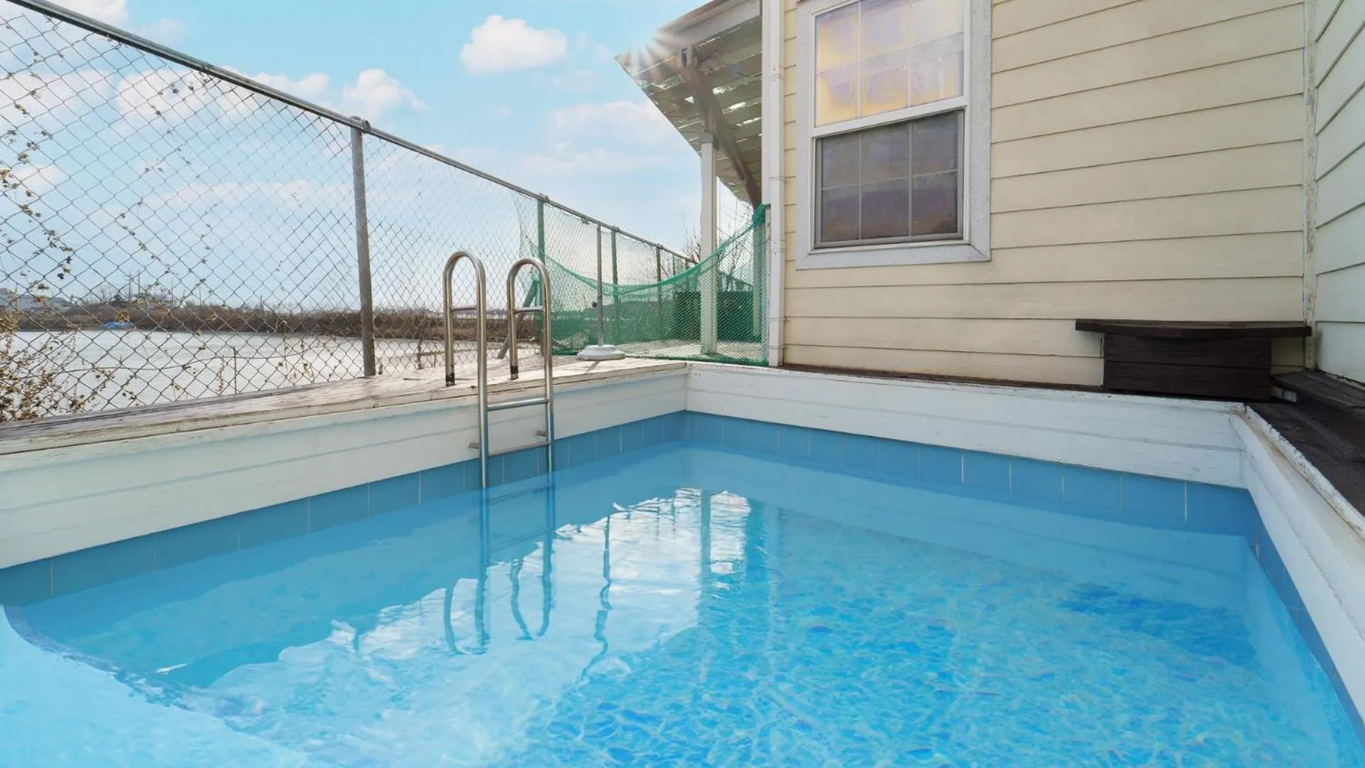 Property building in Daebudo Fullhouse Pension