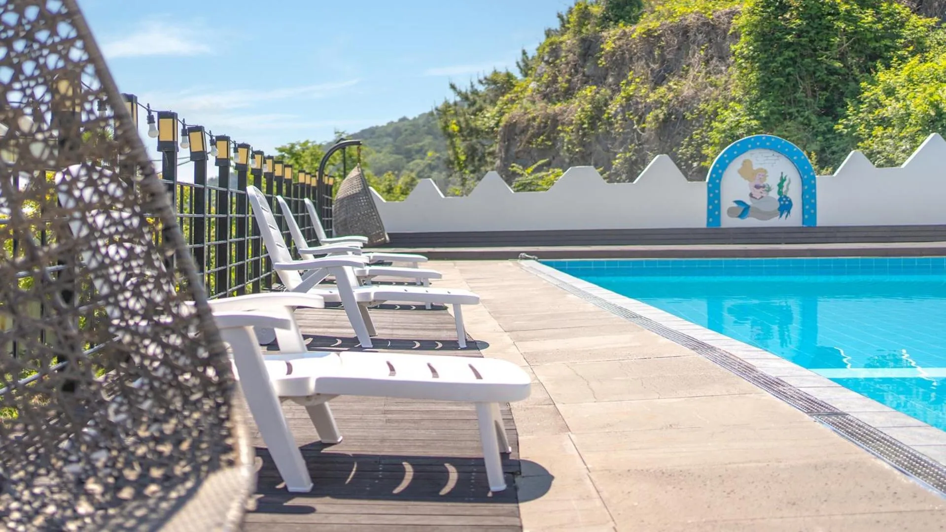 Property building in Geoje Badageurigo Pension