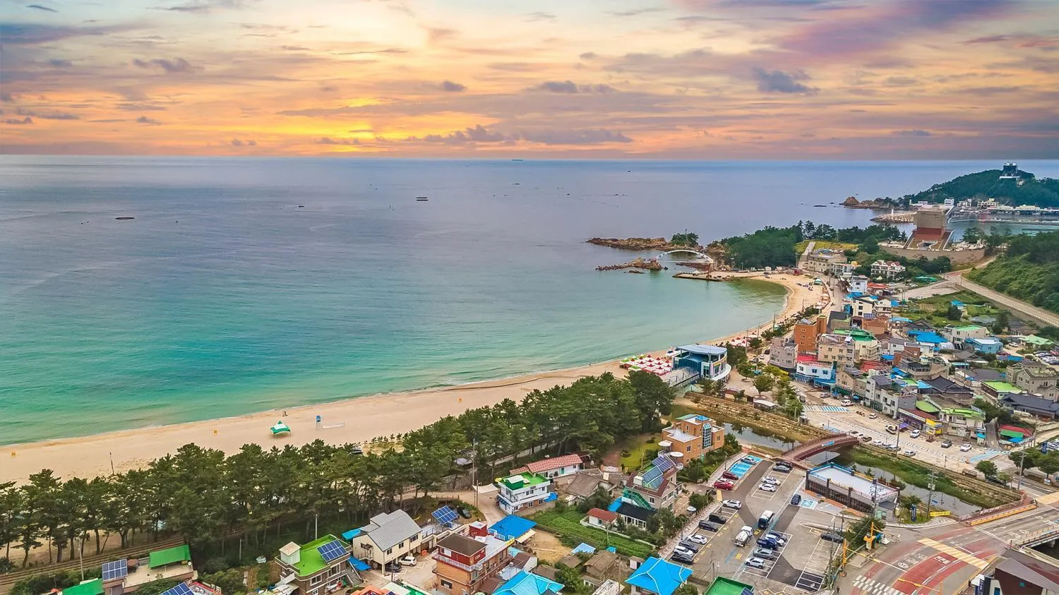 Property building in Samcheok ara Pension