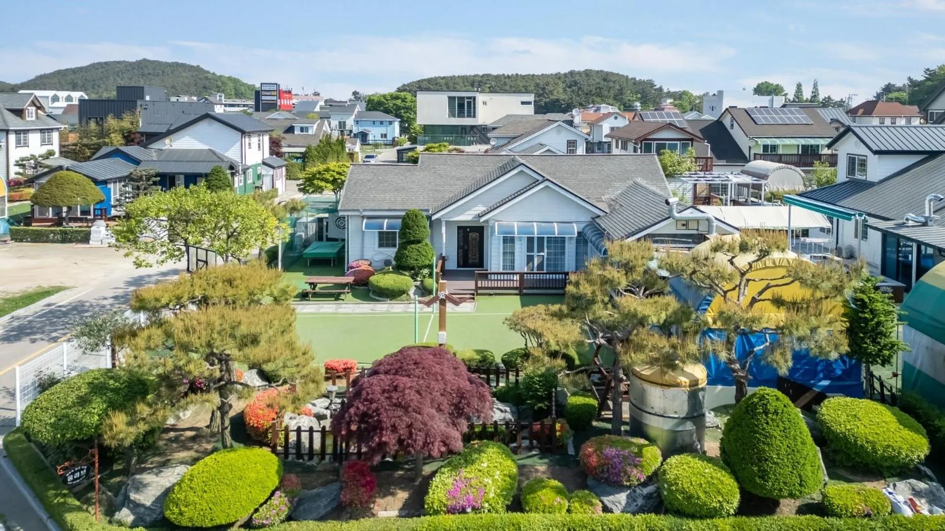 Property building in Daebudo olive Poolvilla pension