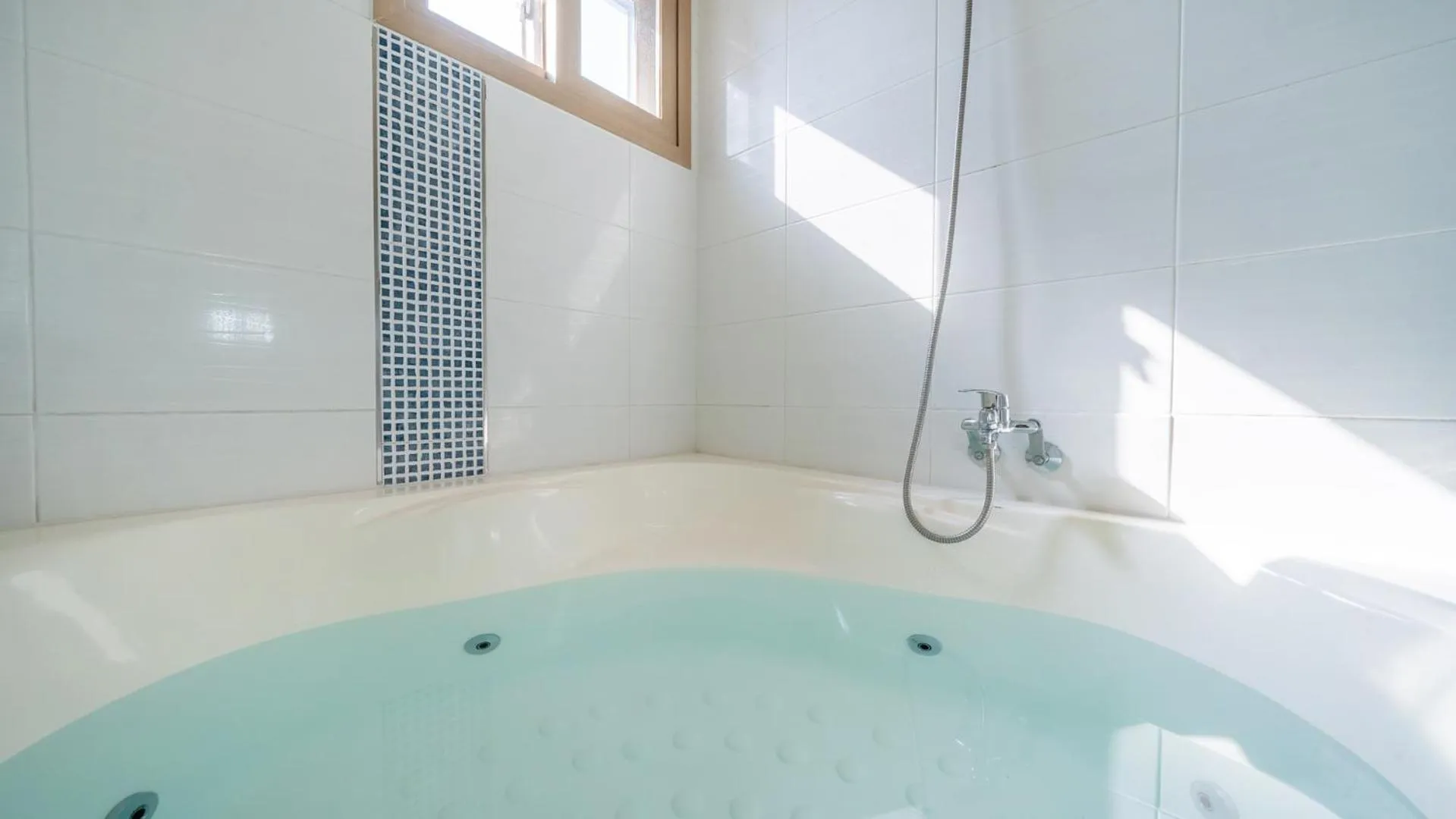 Property building in Gapyeong Yeonkkocchosu Pet Pension