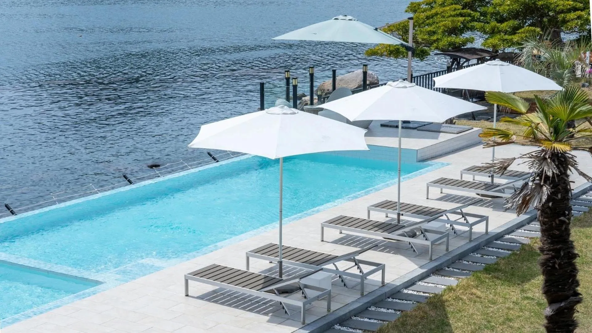 Property building in namhae sea stay N pet pension