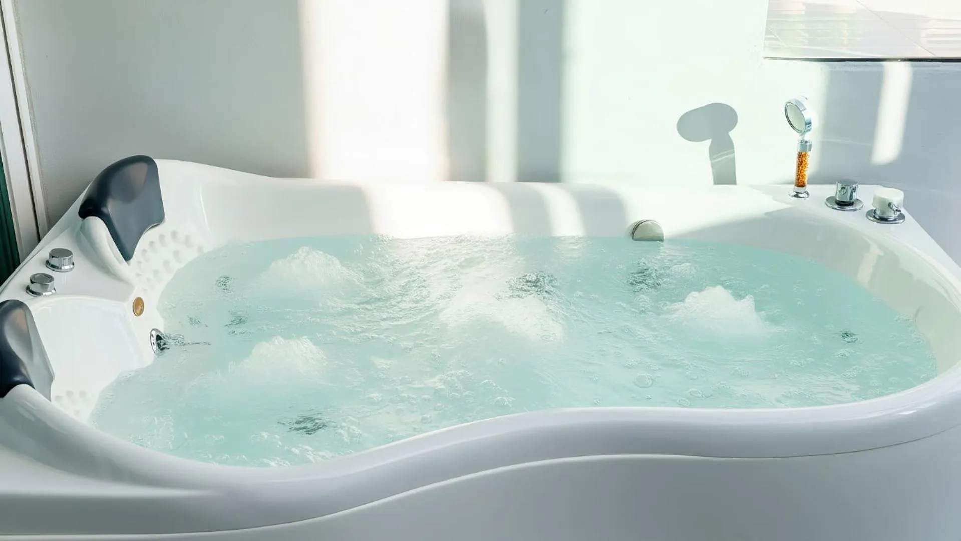 Property building in Gyeongju Modern Pool Villa