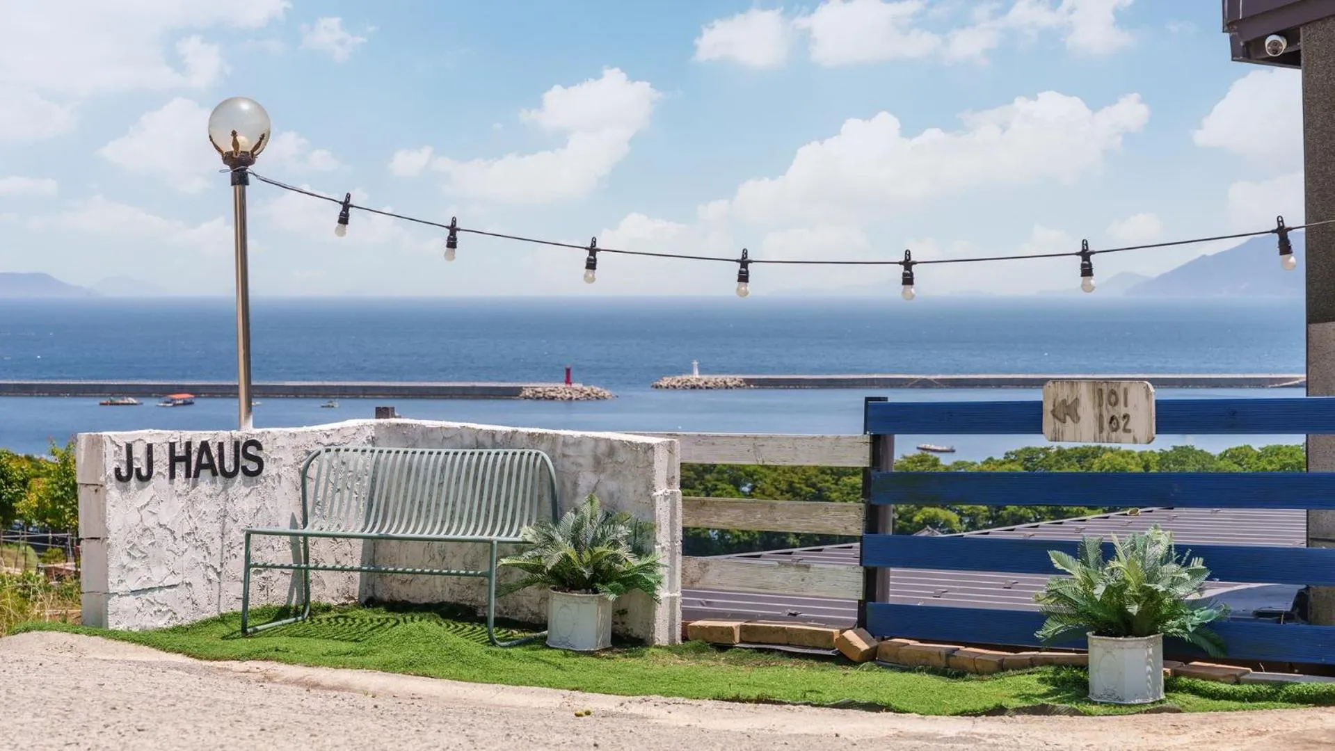 Property building in Namhae JJhouse Pension