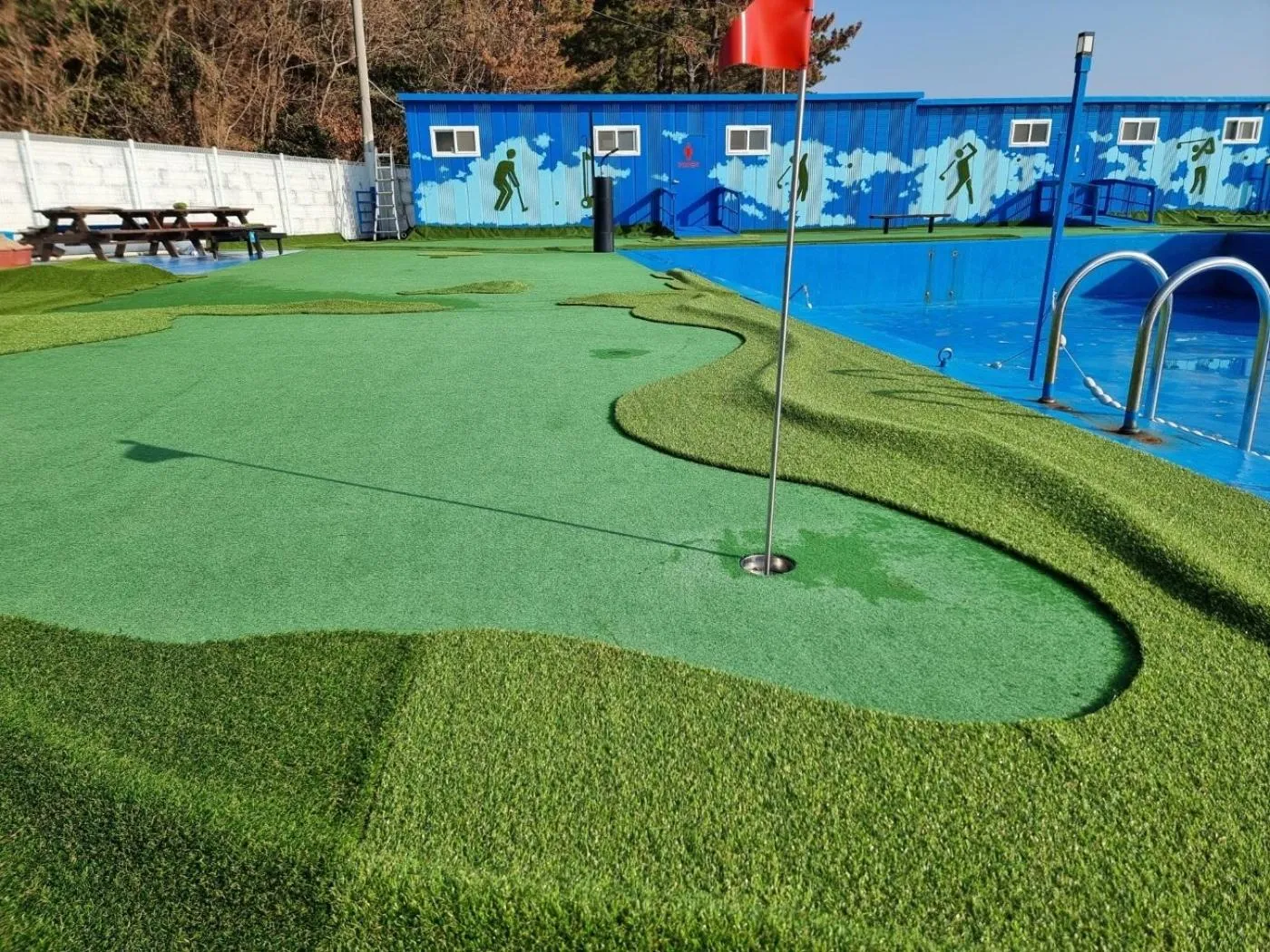 Property building in Goseong Bluebeach Pension&Glamping