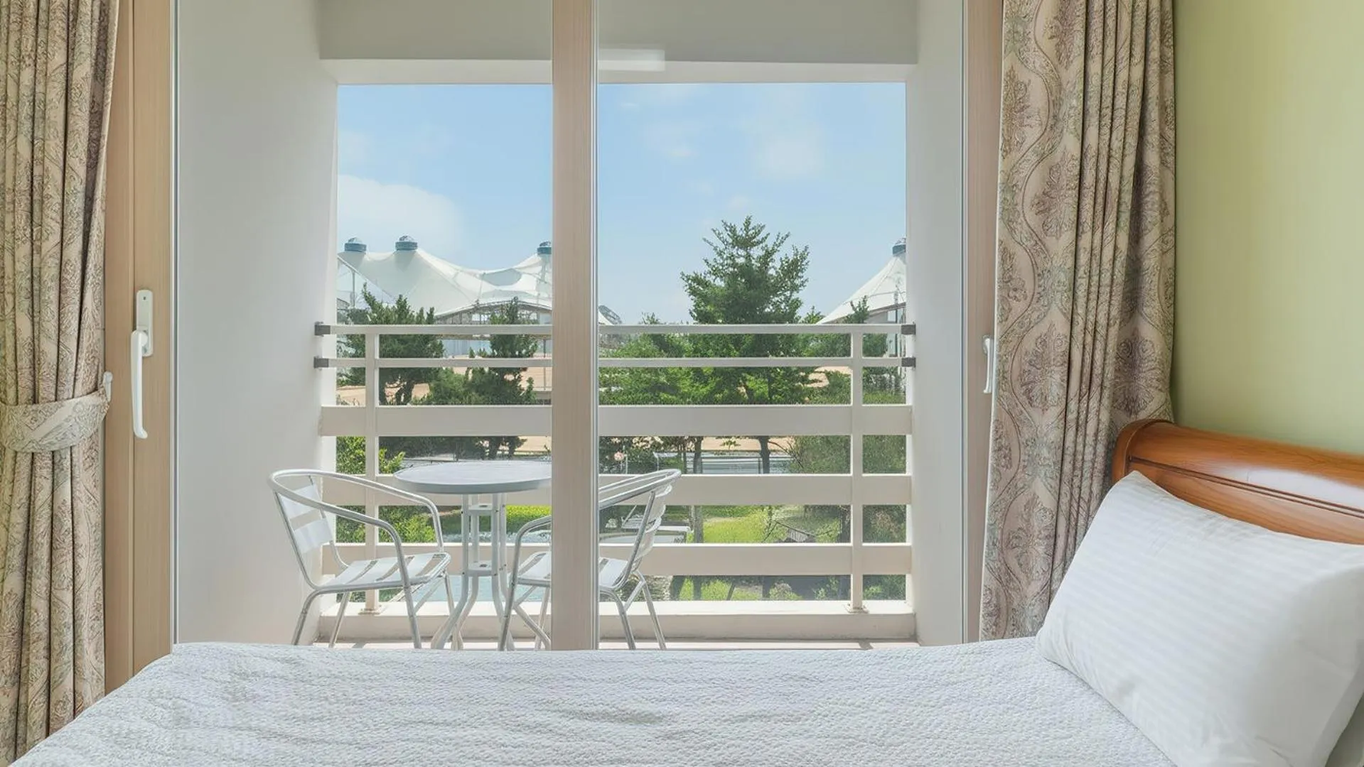 Property building, Bed in Sokcho Harmony Pension