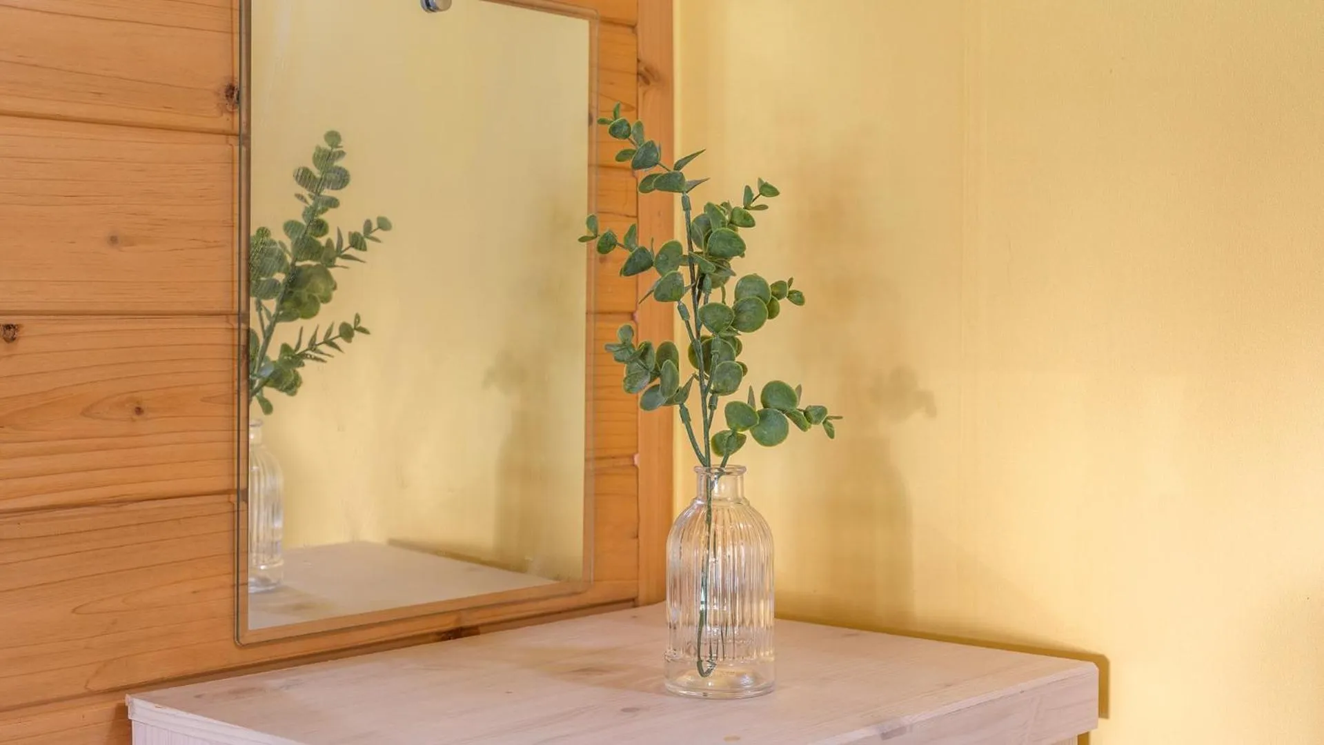 Property building in Yeosu Noeul Walk Pet Pension