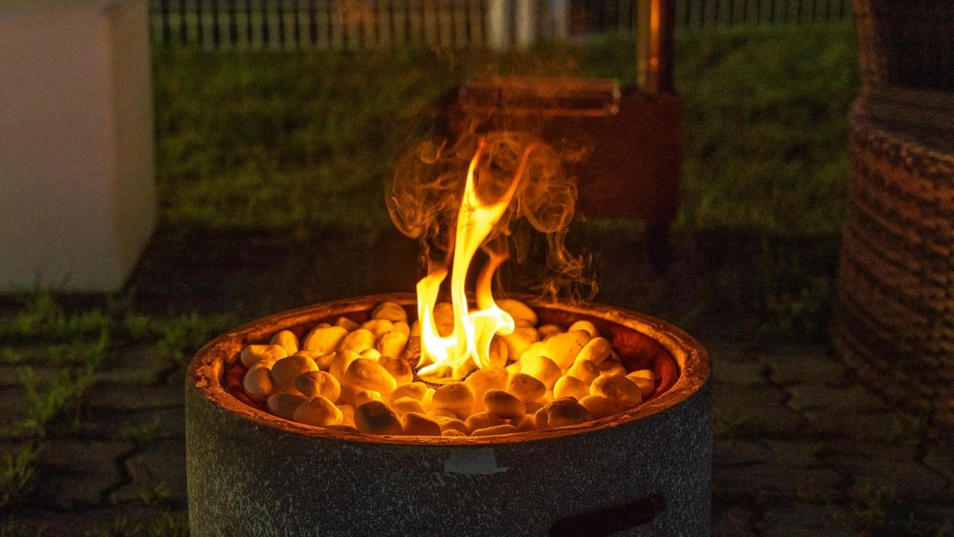 Property building in Yeosu Noeul Walk Pet Pension