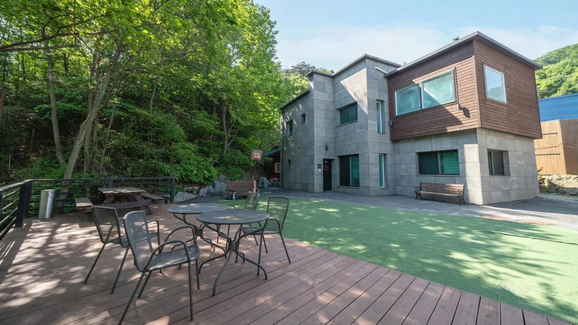 Property building in Namyangju Fourseason Poolvilla