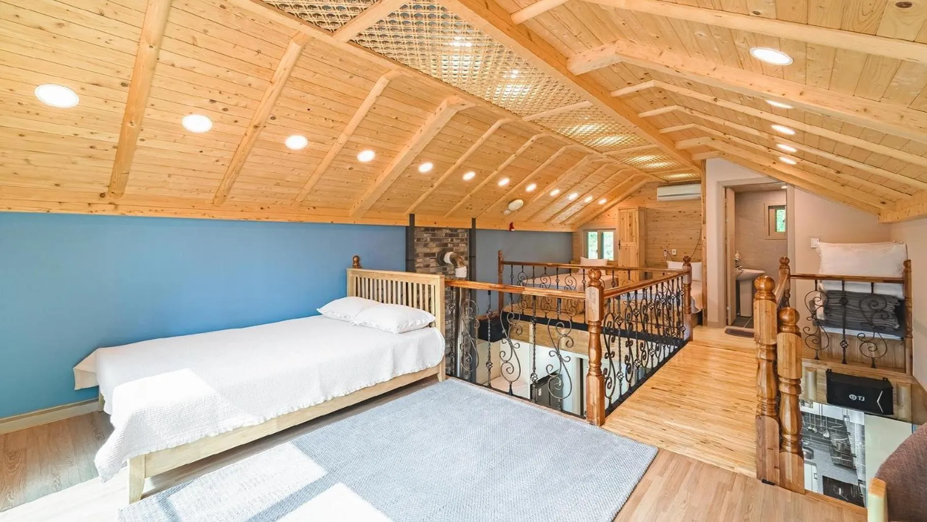 Property building, Bed in Gapyeong PangPang Pension