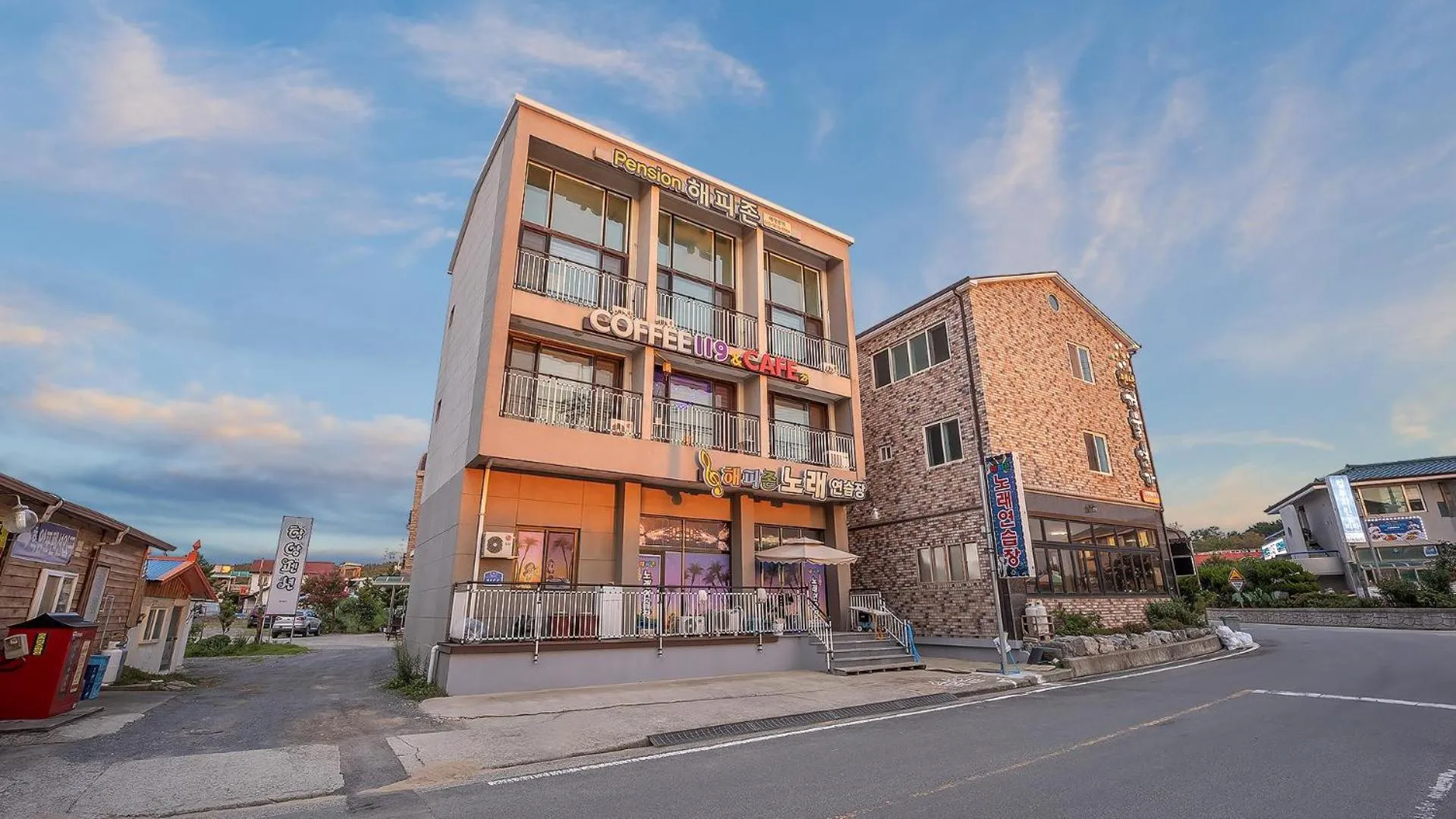 Property building in taean happyzonepension