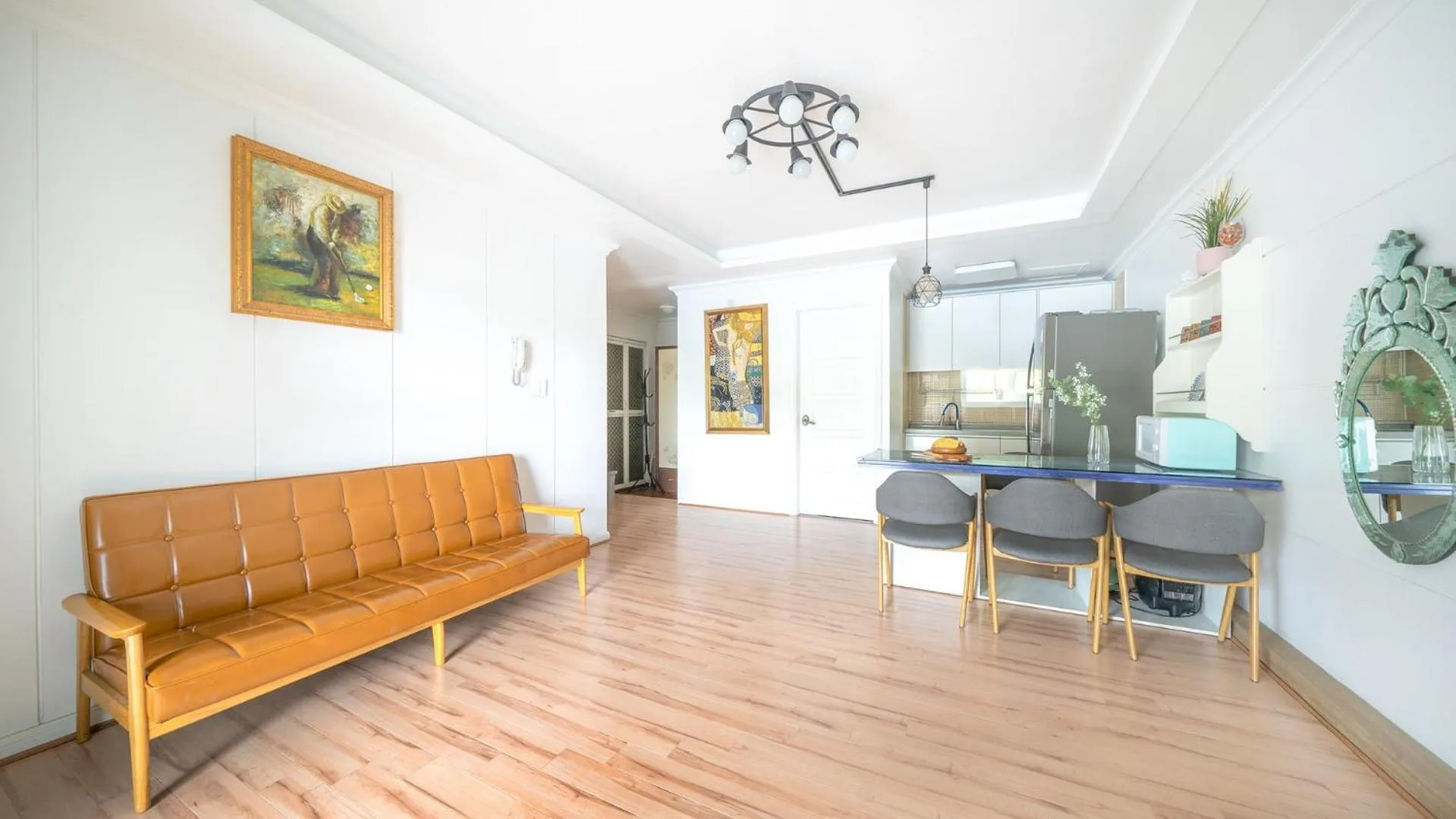 Photo of the whole room in Ganghwa Giverny Spa Pension