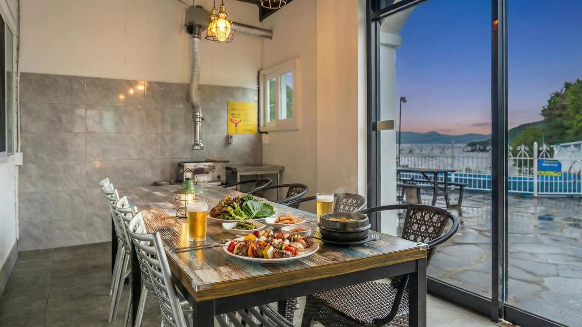 Property building in Ganghwa Giverny Spa Pension