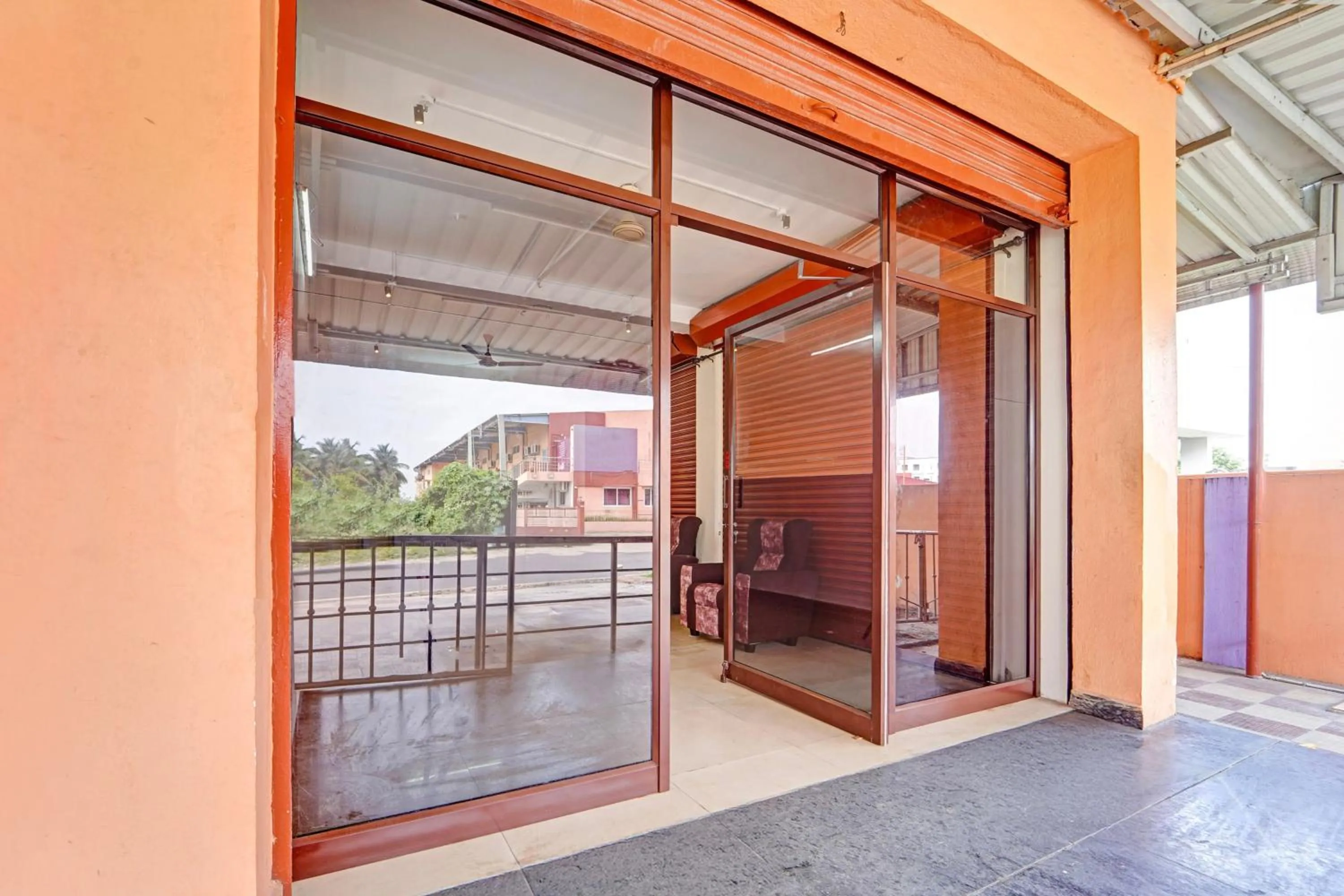 Facade/entrance in Super Hotel O Viswapuram