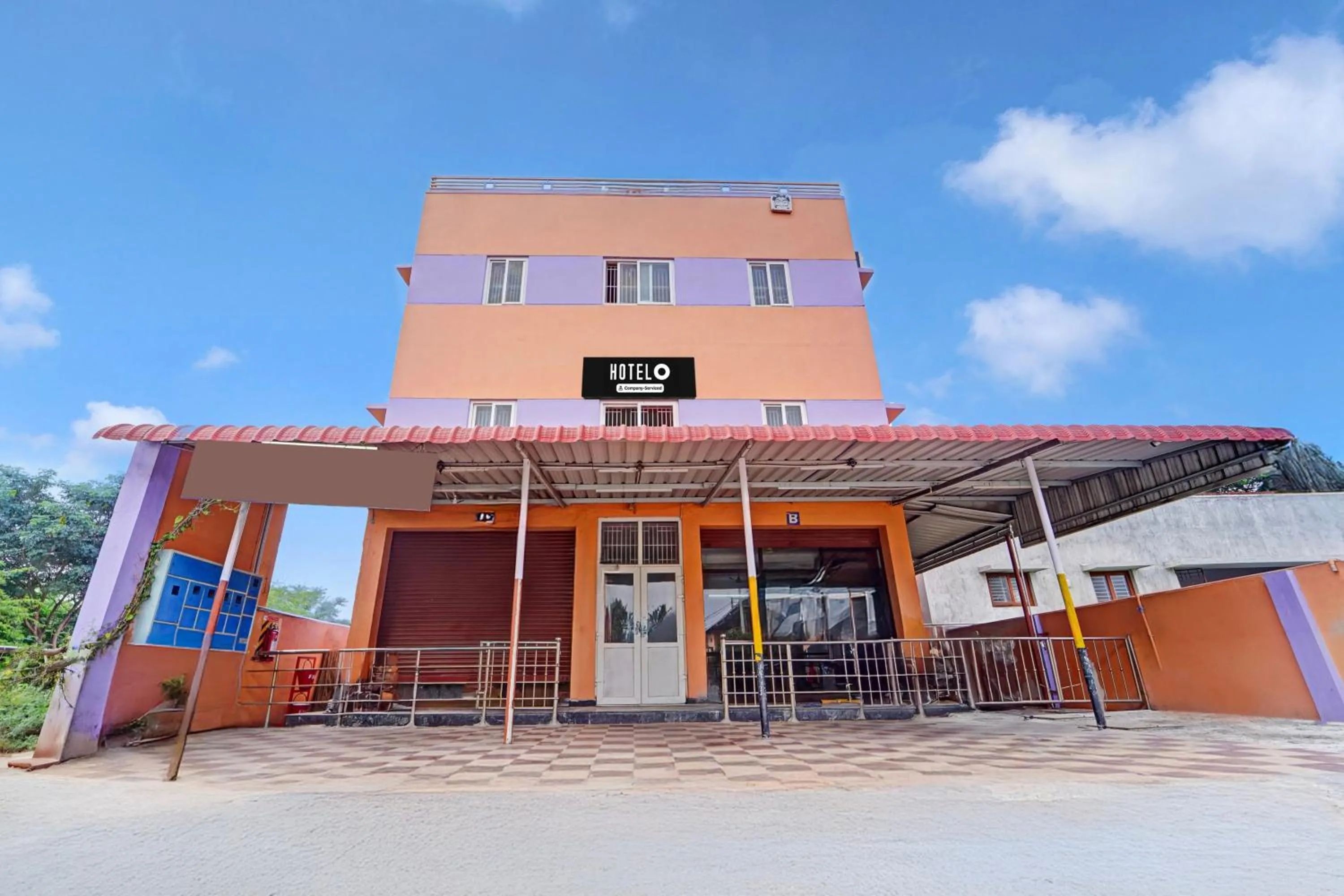 Facade/entrance in Super Hotel O Viswapuram