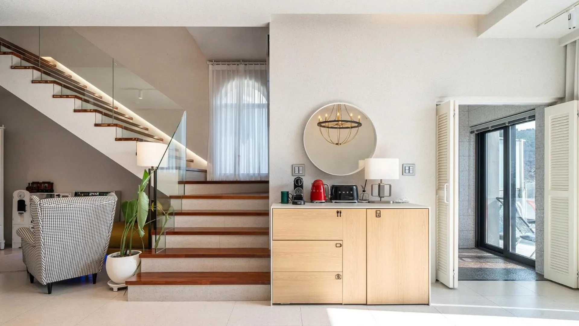 Property building in Busan nunuhouse poolvilla Pension