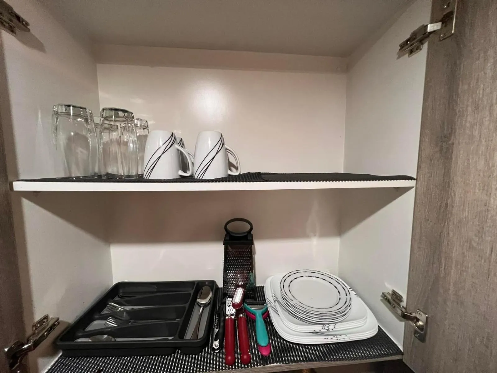 Kitchen or kitchenette in SMDC Coast Residences