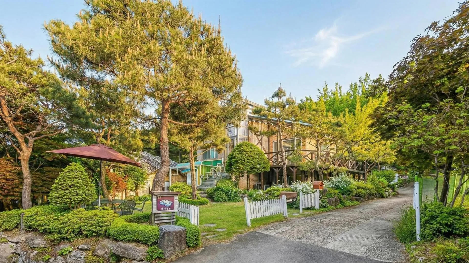 Property building in Gapyeong ojeupension