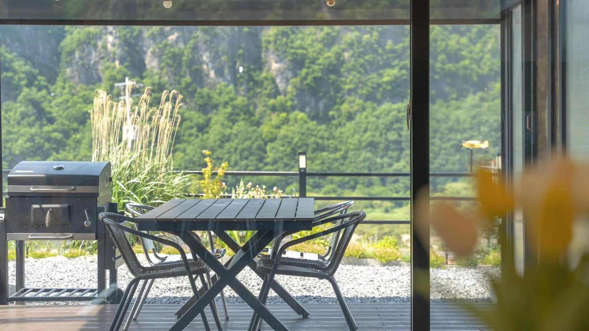 Danyang Dandelion Pool Villa