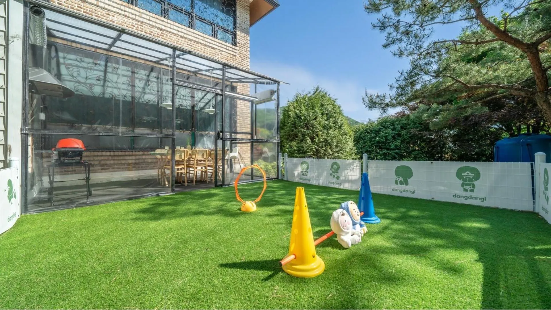 Property building in Pocheon luxjay pet Pension