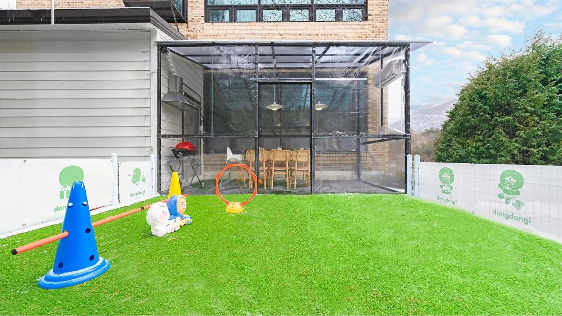 Property building in Pocheon luxjay pet Pension