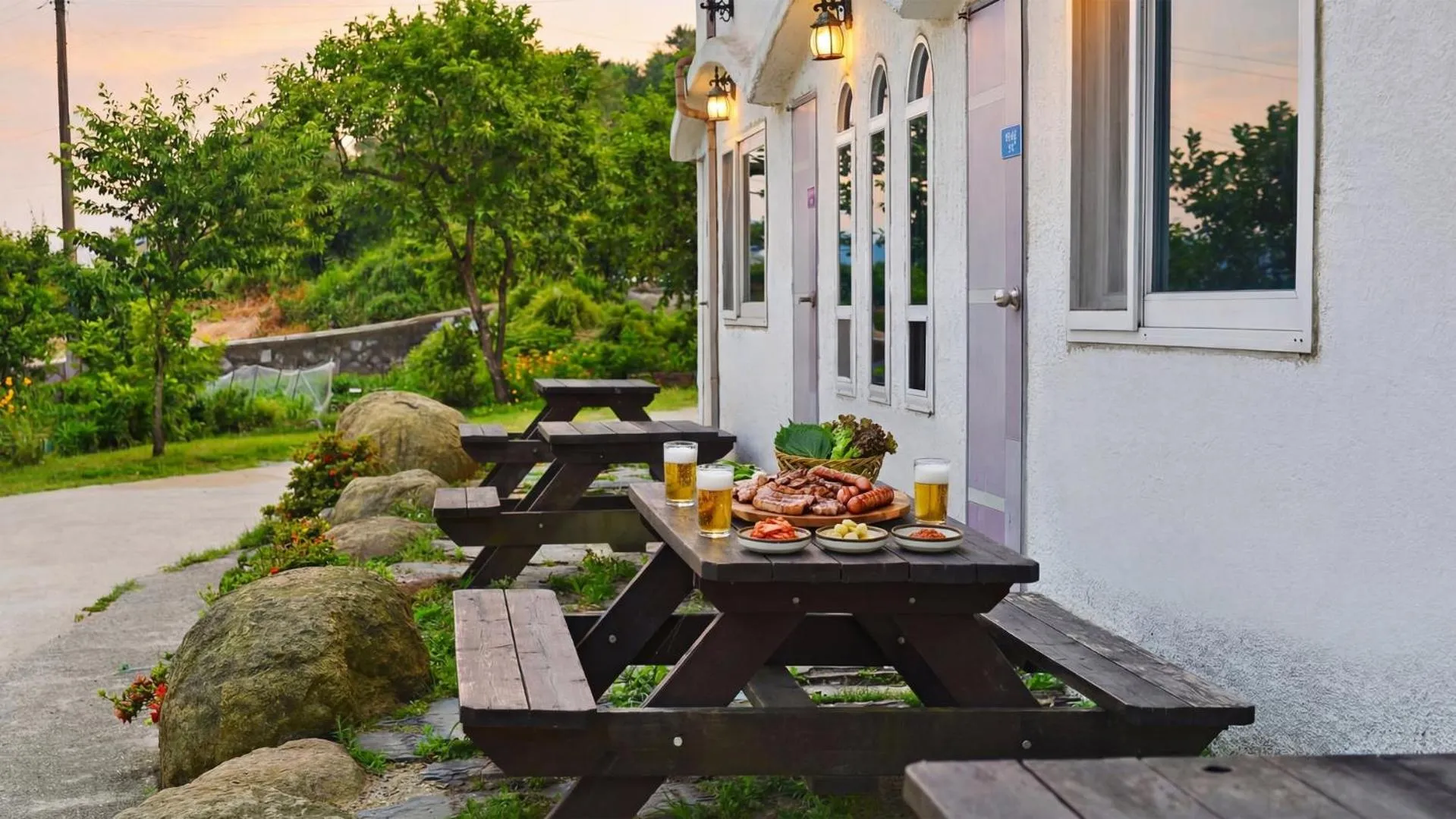 Property building in Tongyoung Macaio Pension