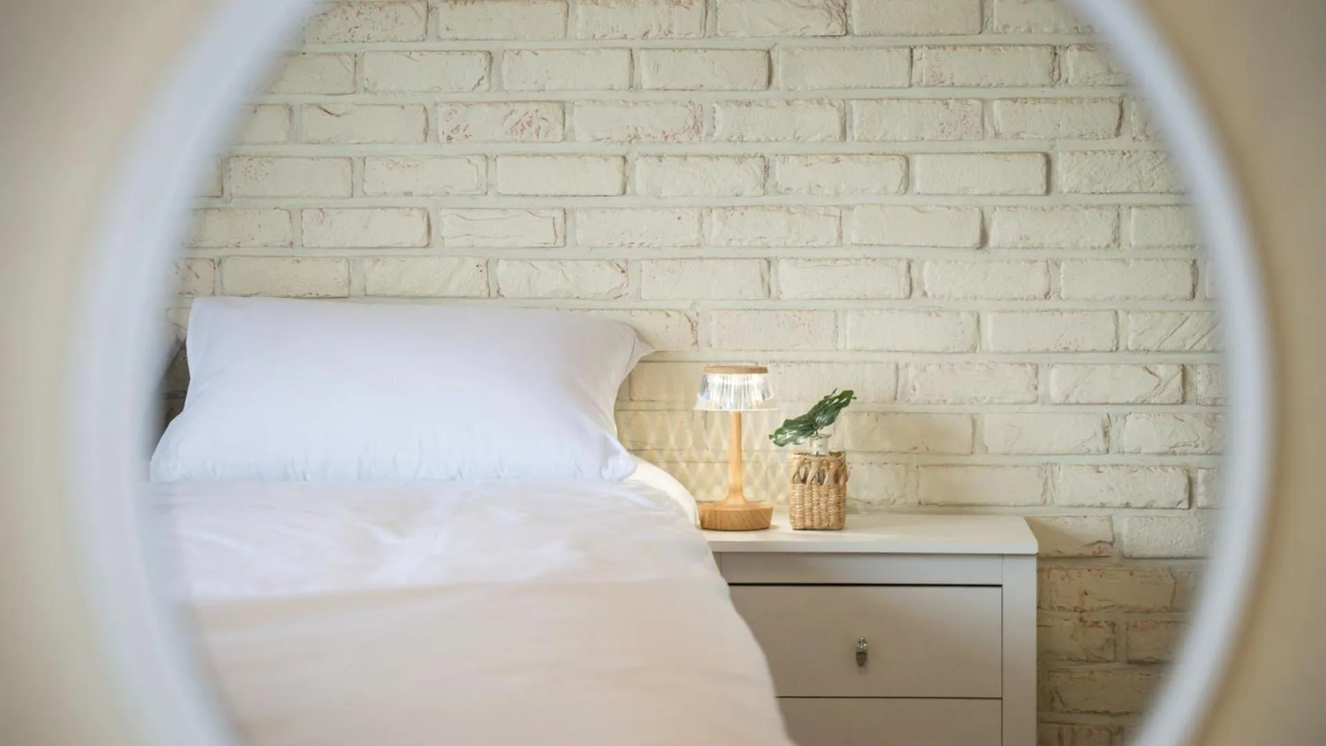 Photo of the whole room, Bed in tongyeong haegando pension