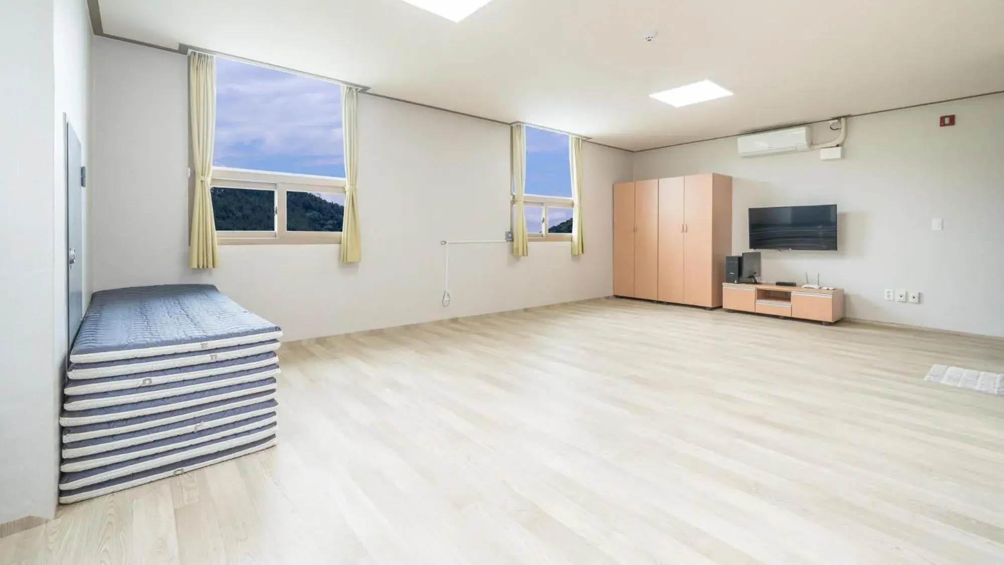 Tongyoung Sandeulhae Healling Pension Tongyoung Sandeulhae Healling Pension